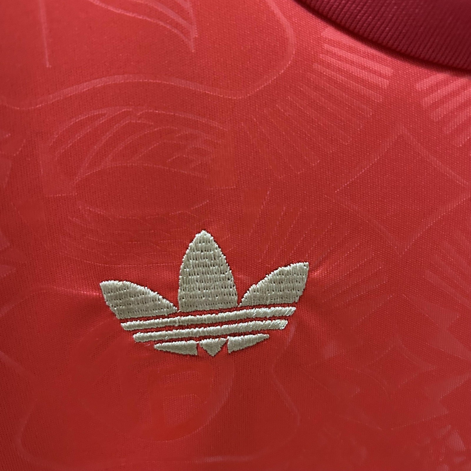 25 26 Kids Bayern Munich 125th Anniversary Jersey