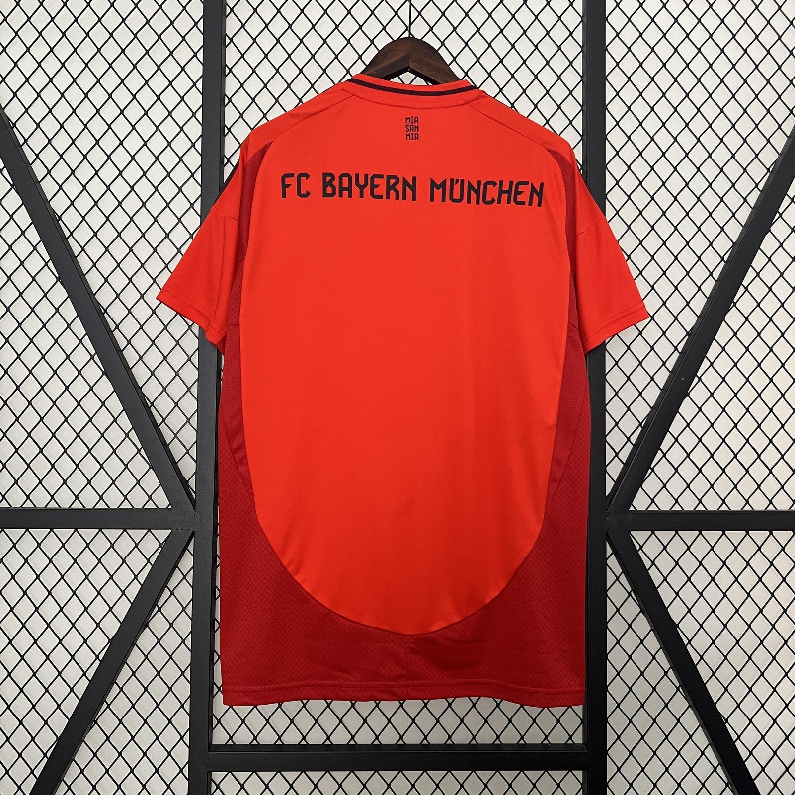 24 25 Bayern Munich Home