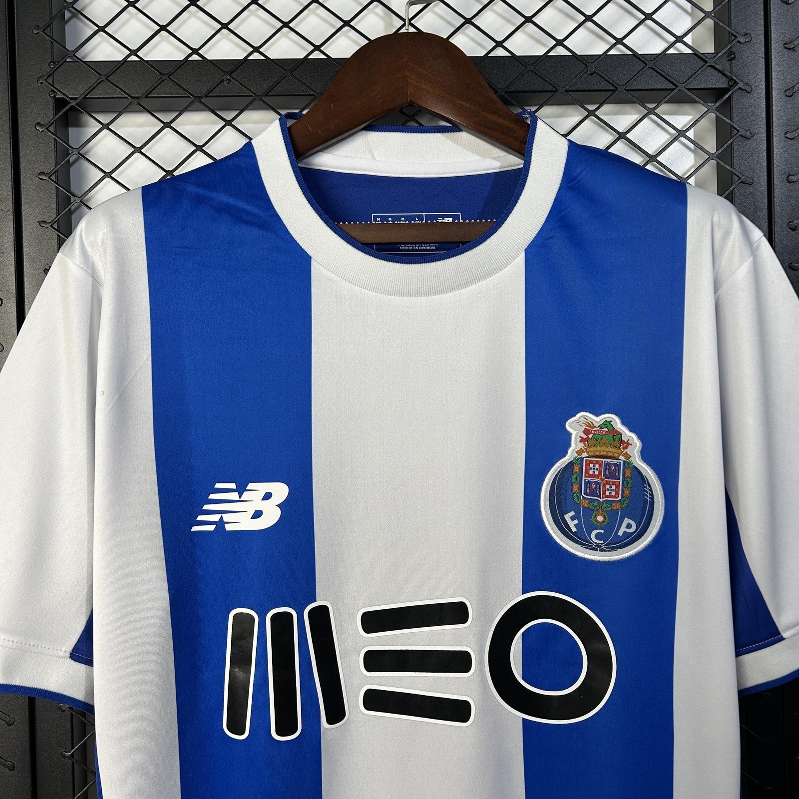Retro Porto Home