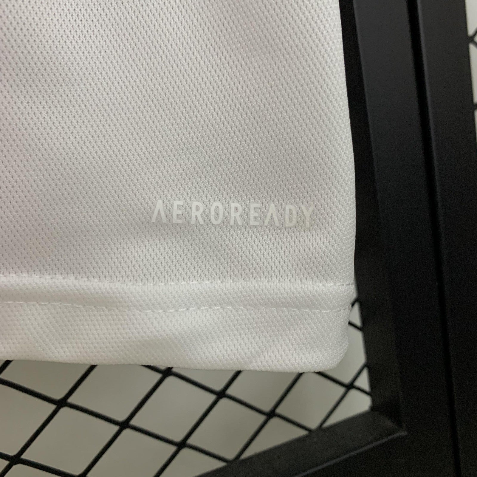 25 26 Ajax Commemorative Edition