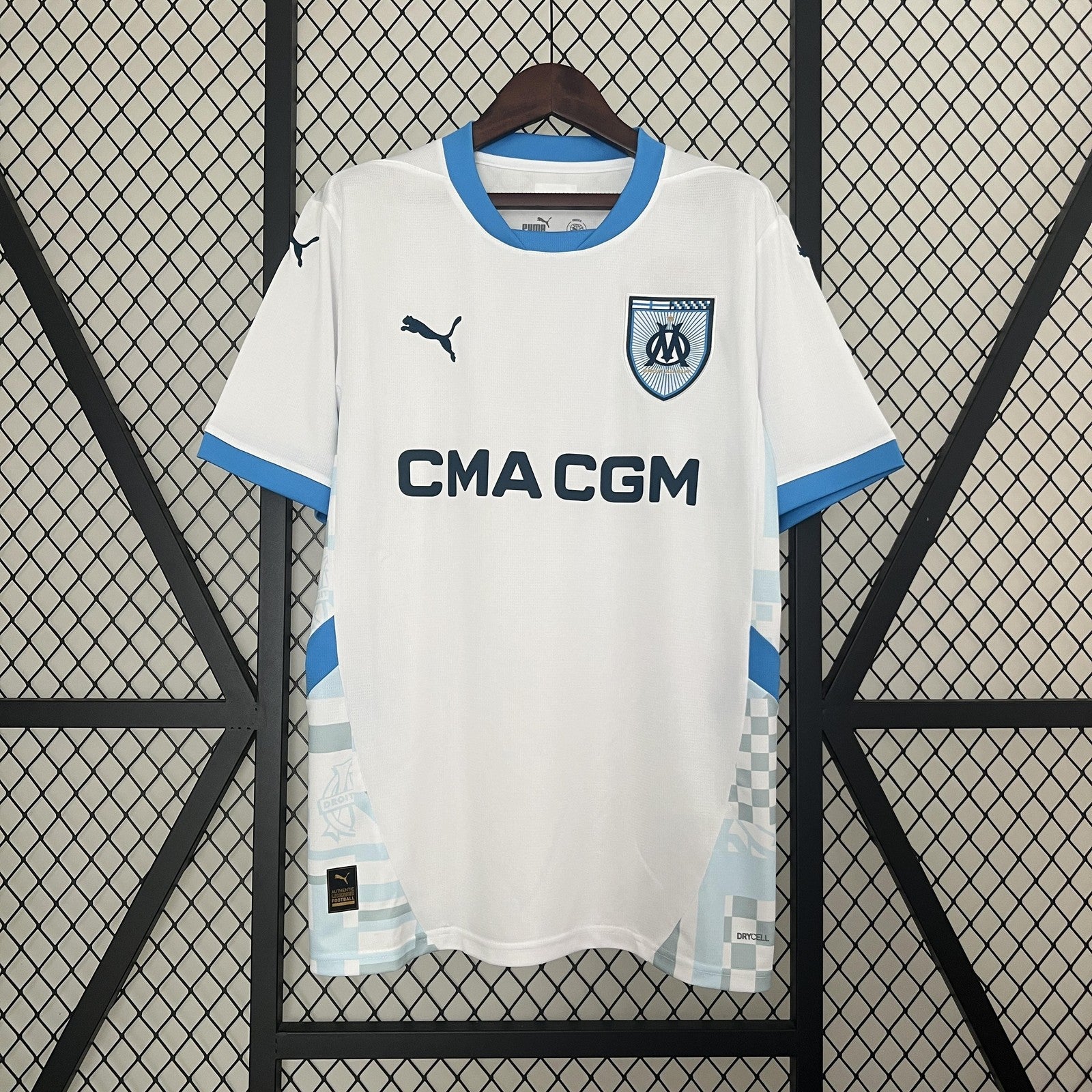 24 25 Marseille Home