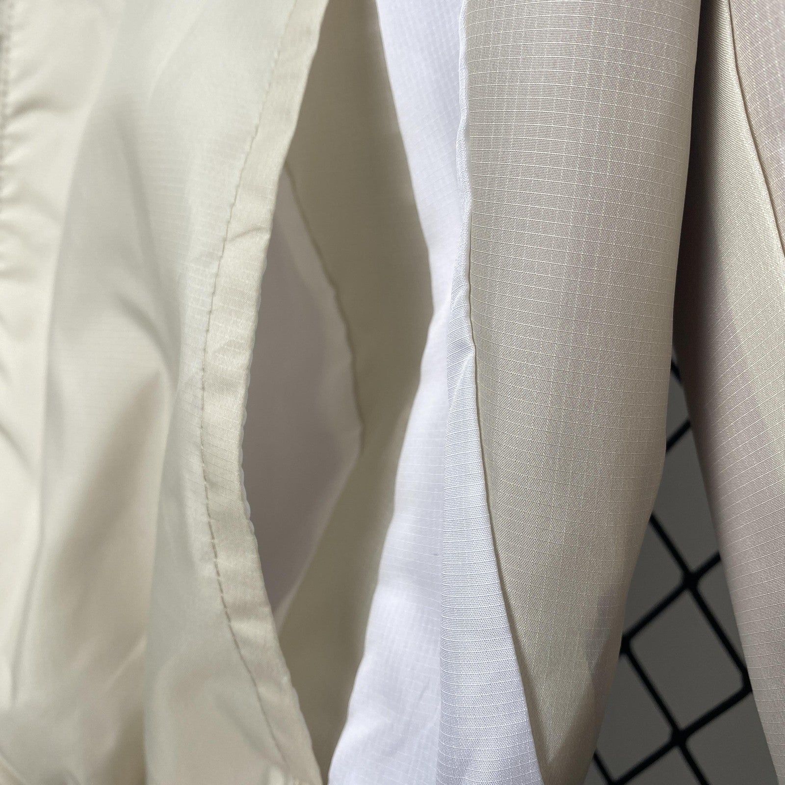 24 25 Roma Windbreaker