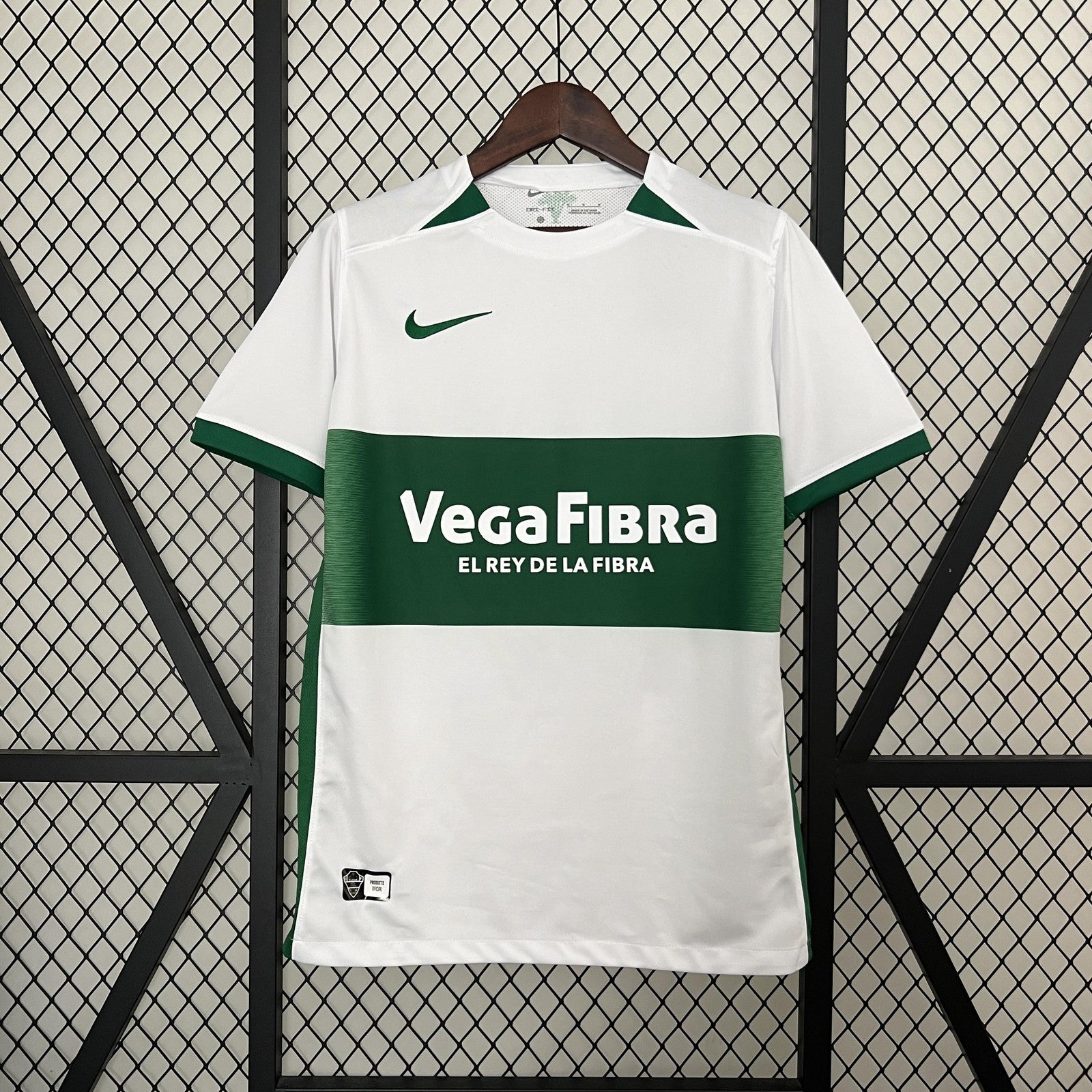 24 25 Elche Home