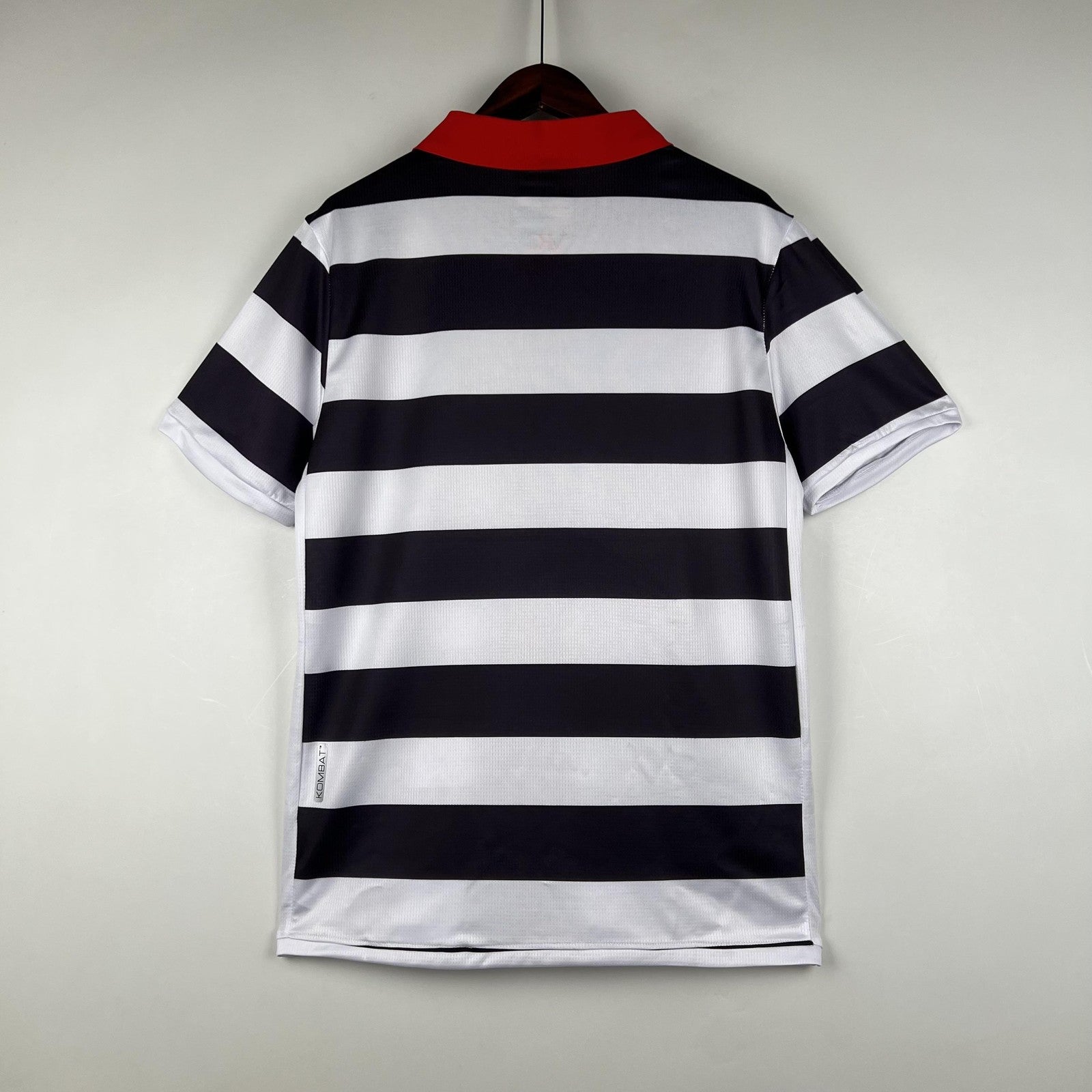 23 24 Venice Third Away