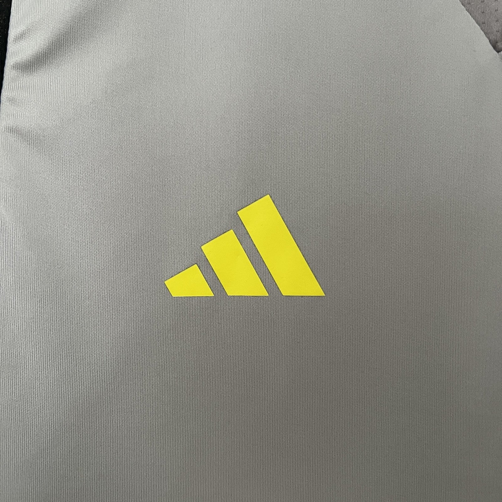 24 25 Vest Flamenco Training Wear Gray