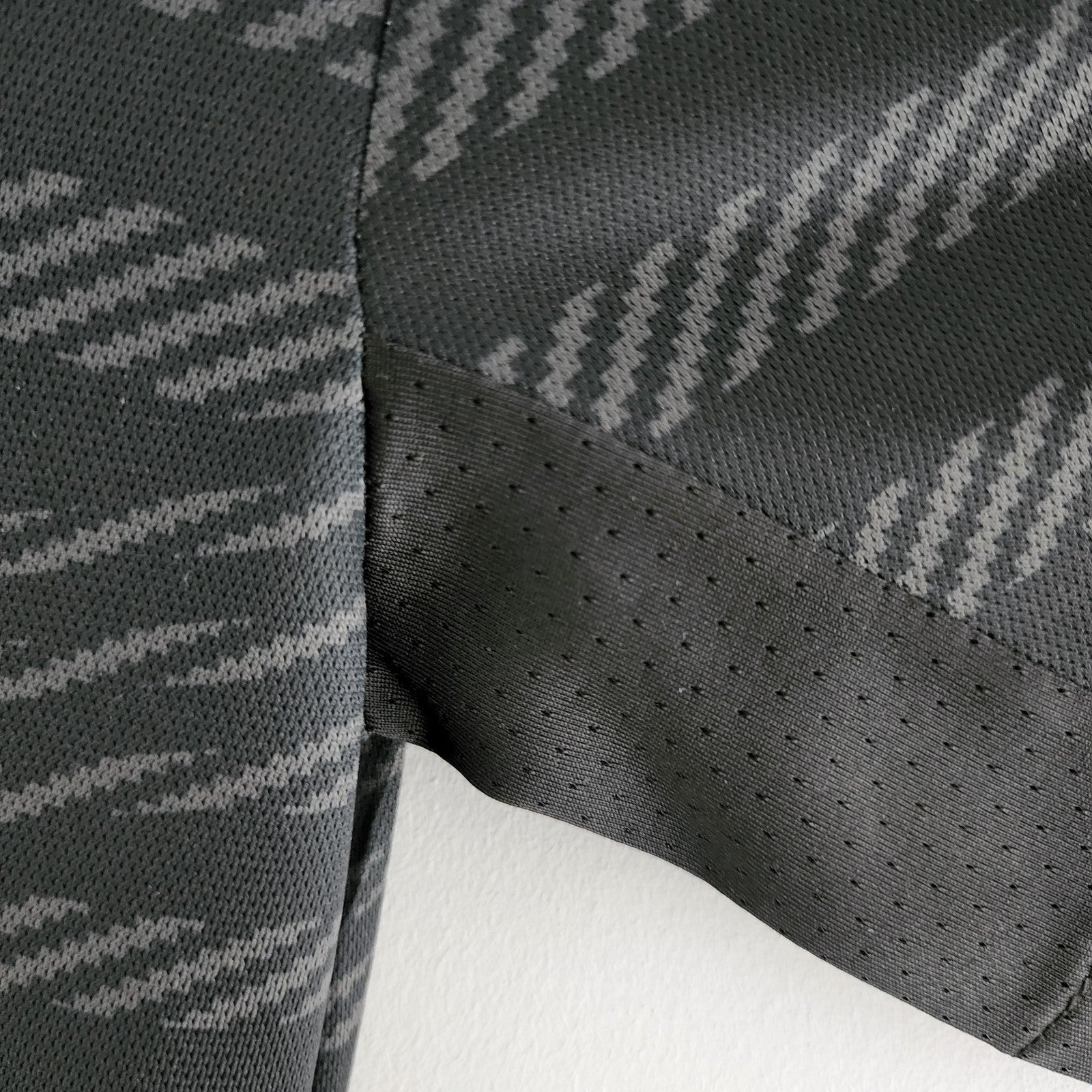 22 23 Real Madrid Third Away