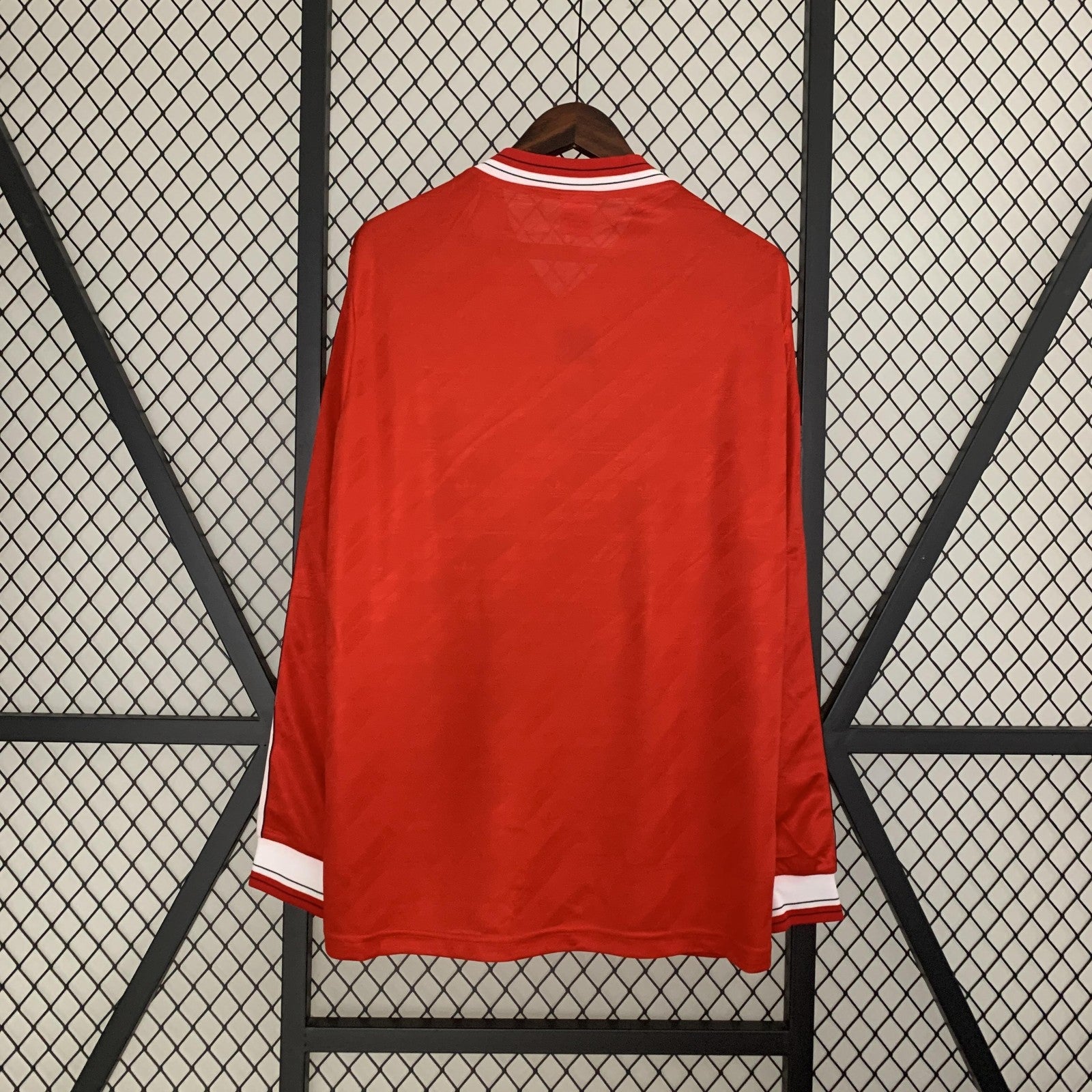 Retro Long Sleeve M U 86 88 Home