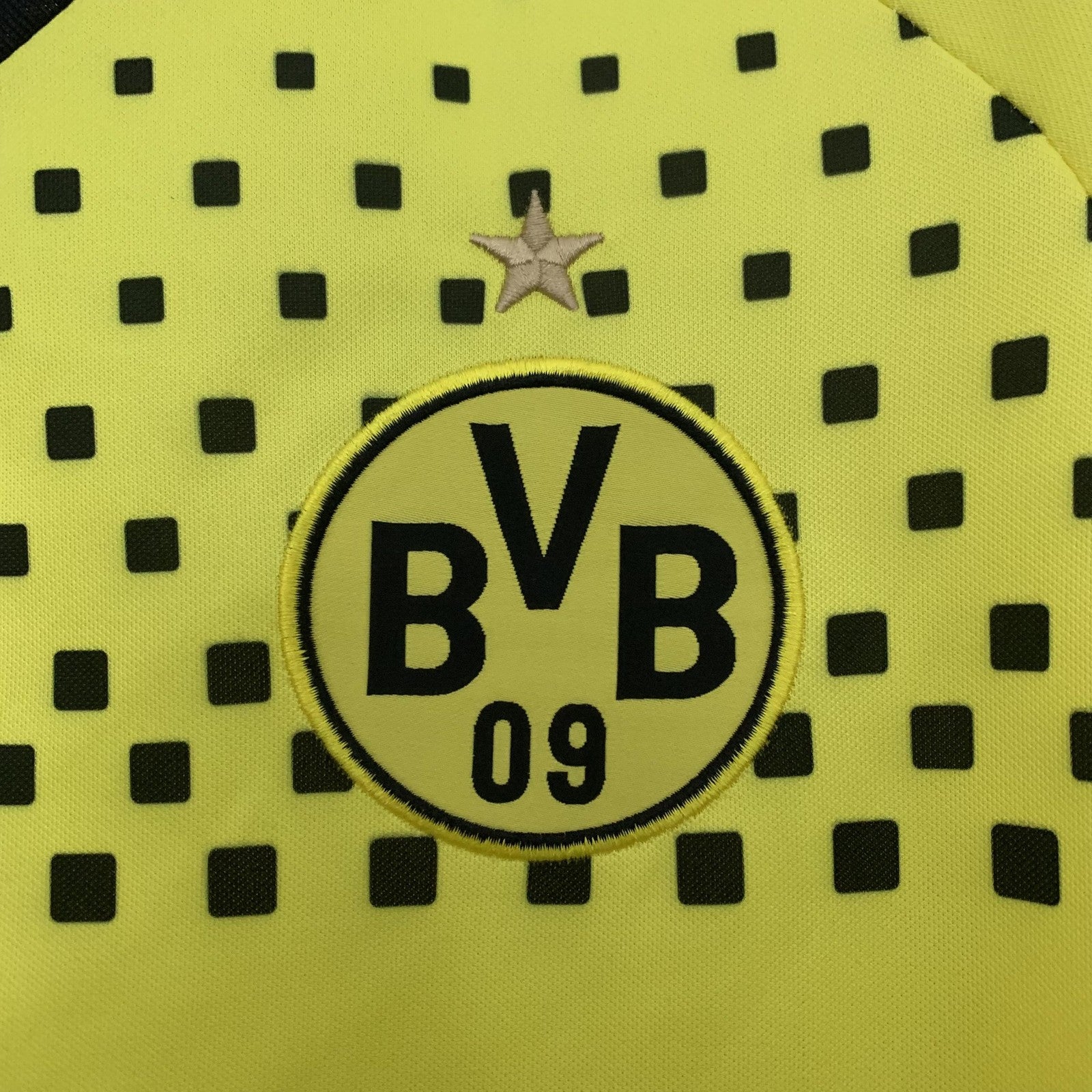 Retro Dortmund Home