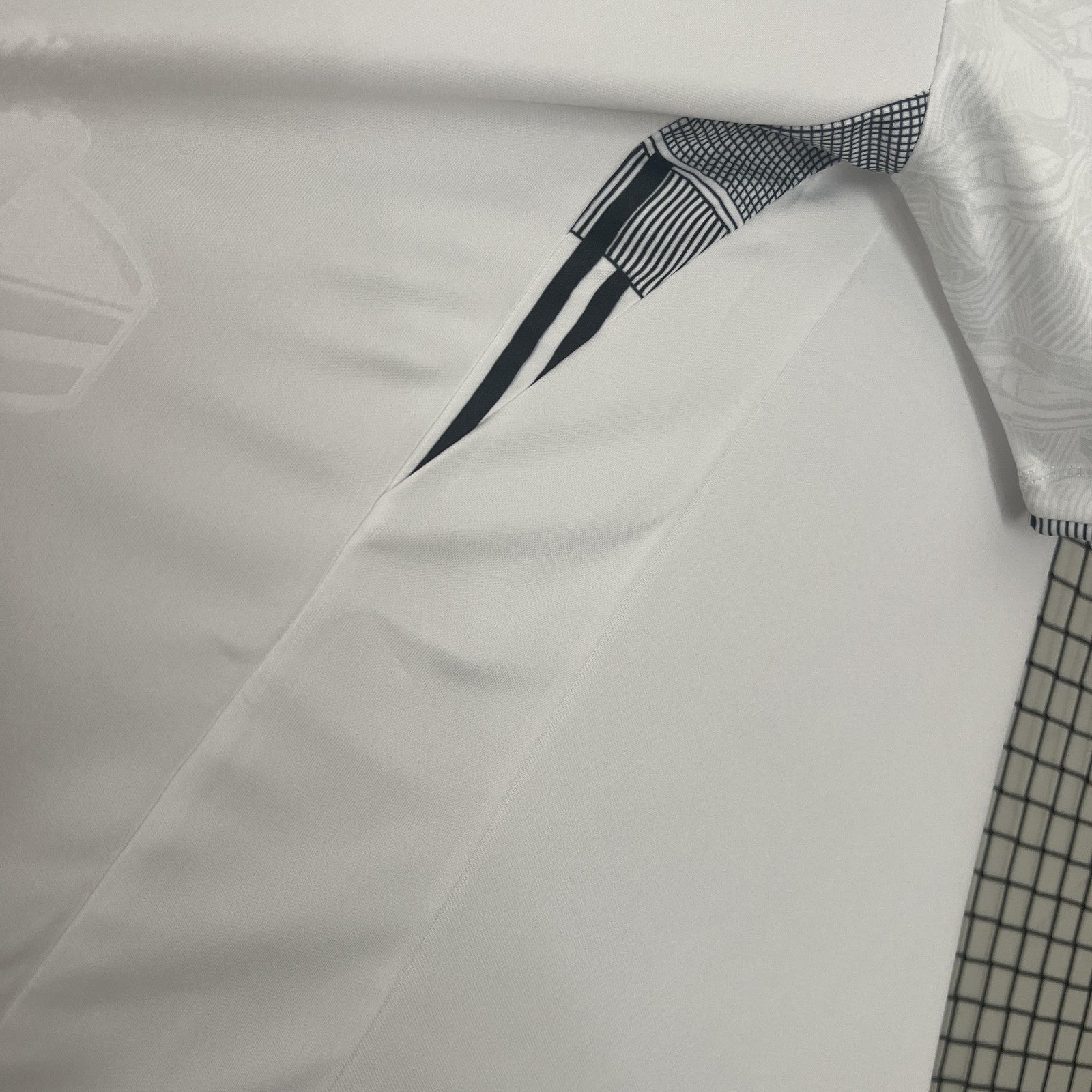 24 25 Santos Home All Sponsors