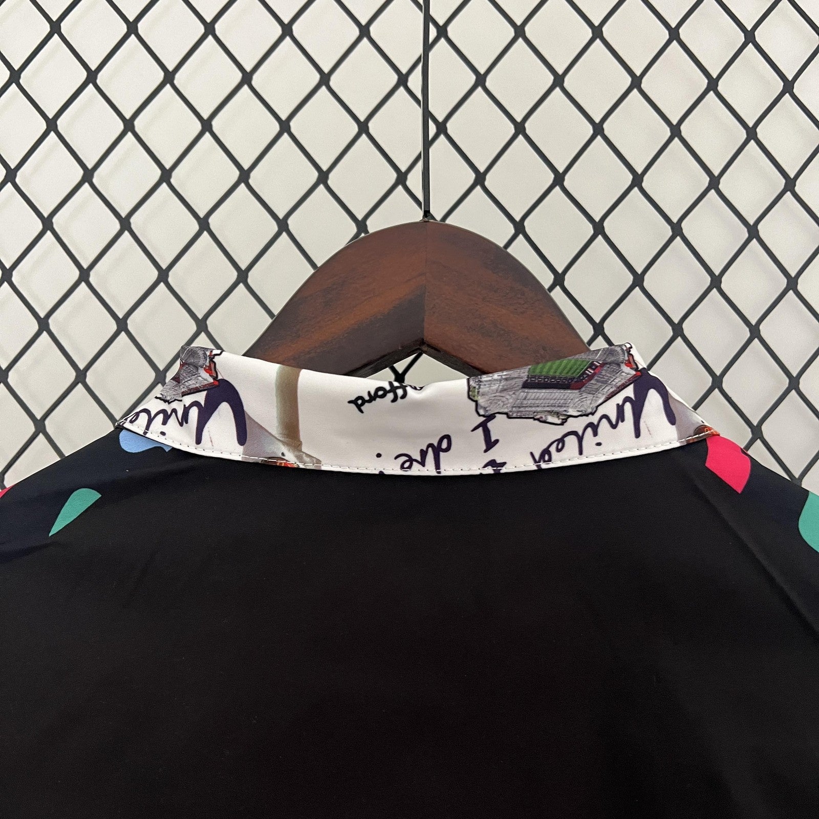 23 24 M U Trench Coat Reversible 2