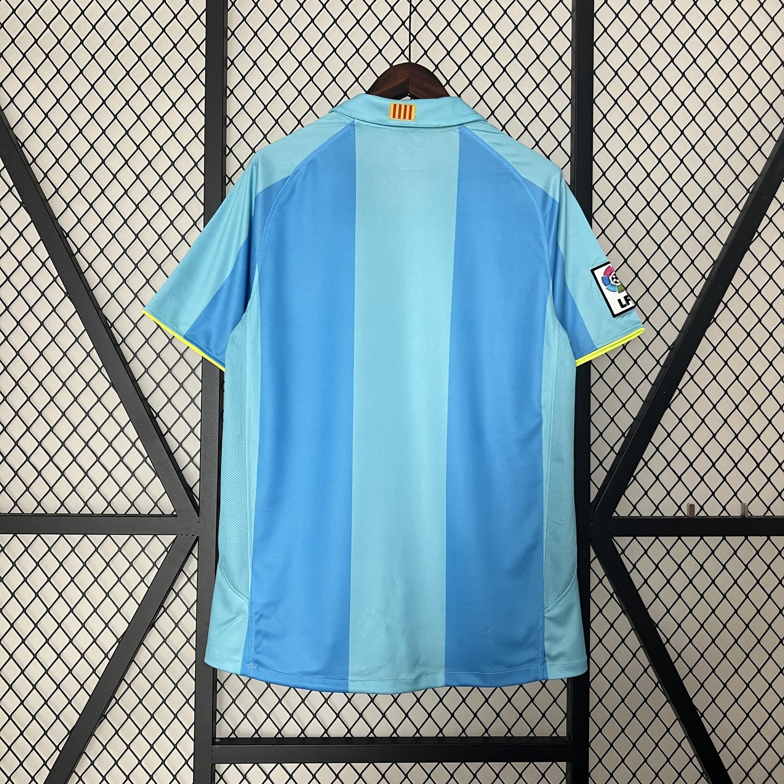 Retro Barcelona 07 08 Away