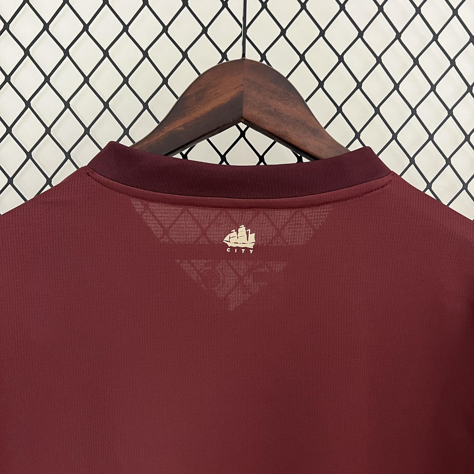 24 25 Manchester City Third Away