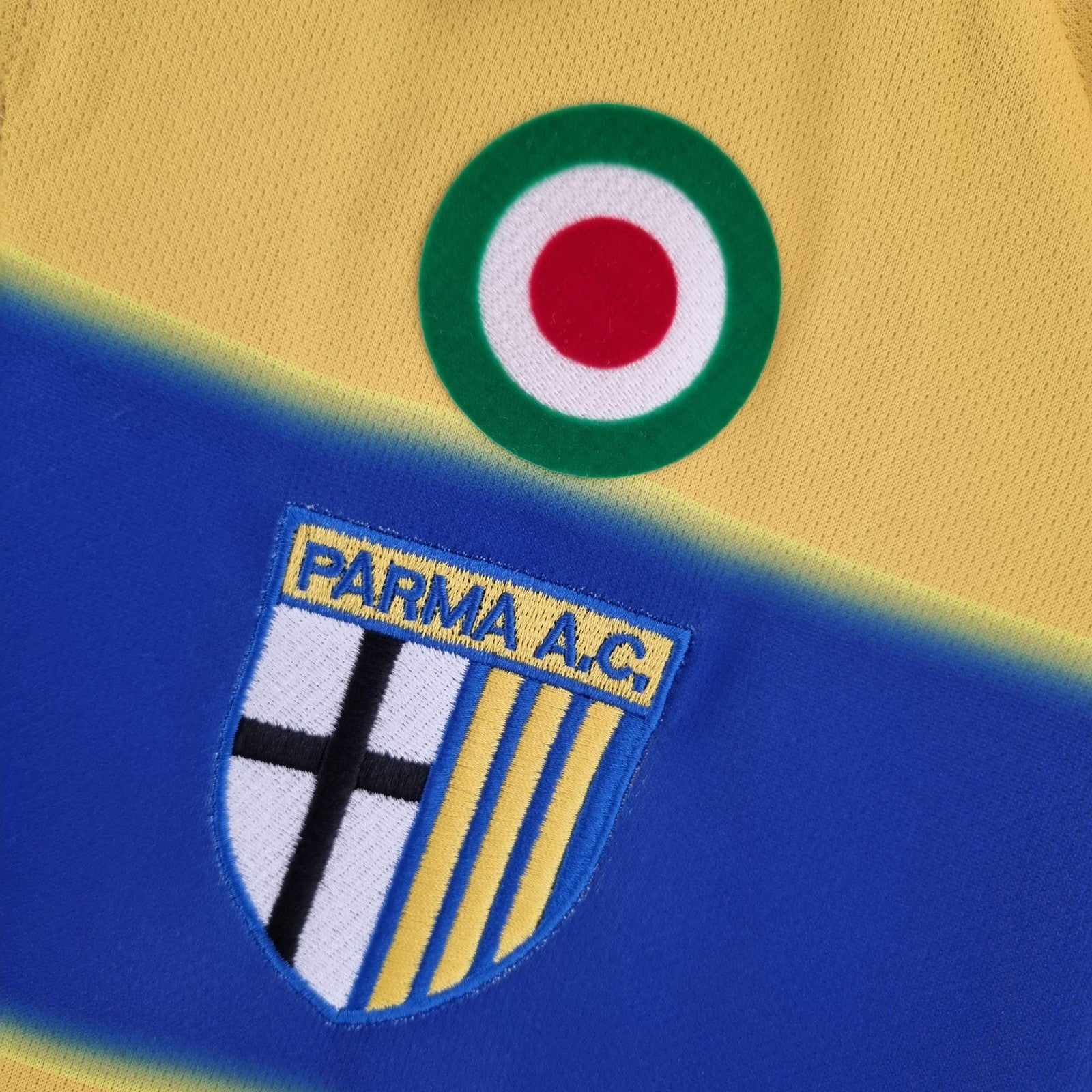 Retro Parma 99 00 Home