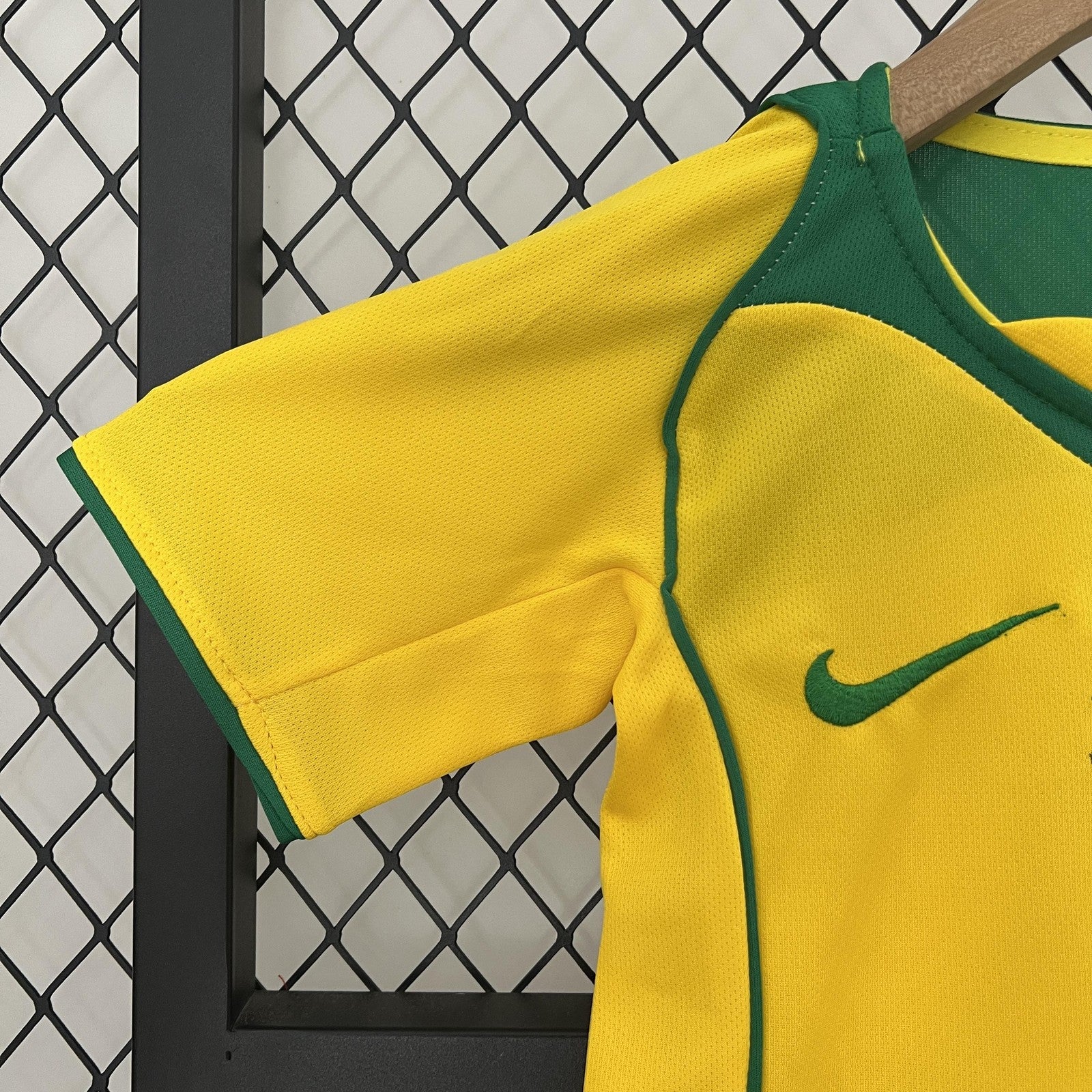 Kids Brazil 2004 Home