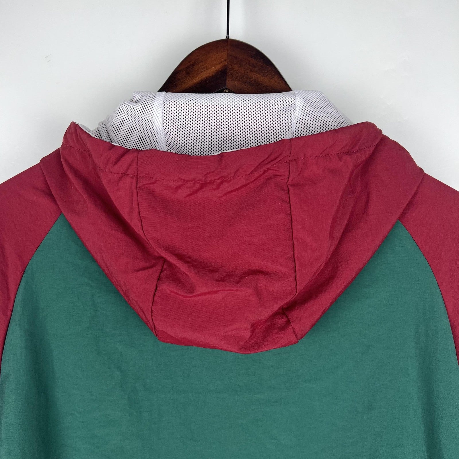 23 24 Fluminense Windbreaker