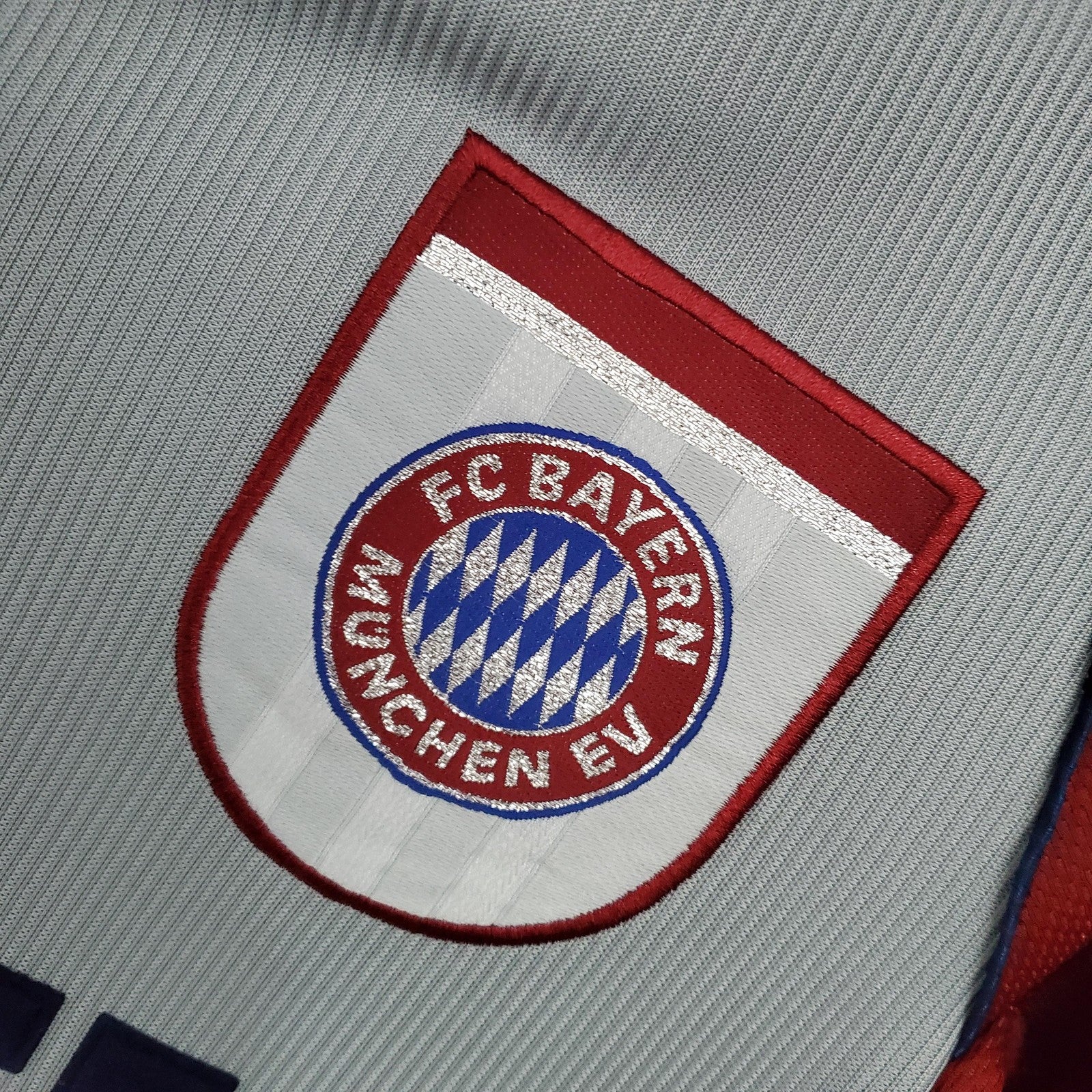 Retro 98 99 Bayern Munich Away