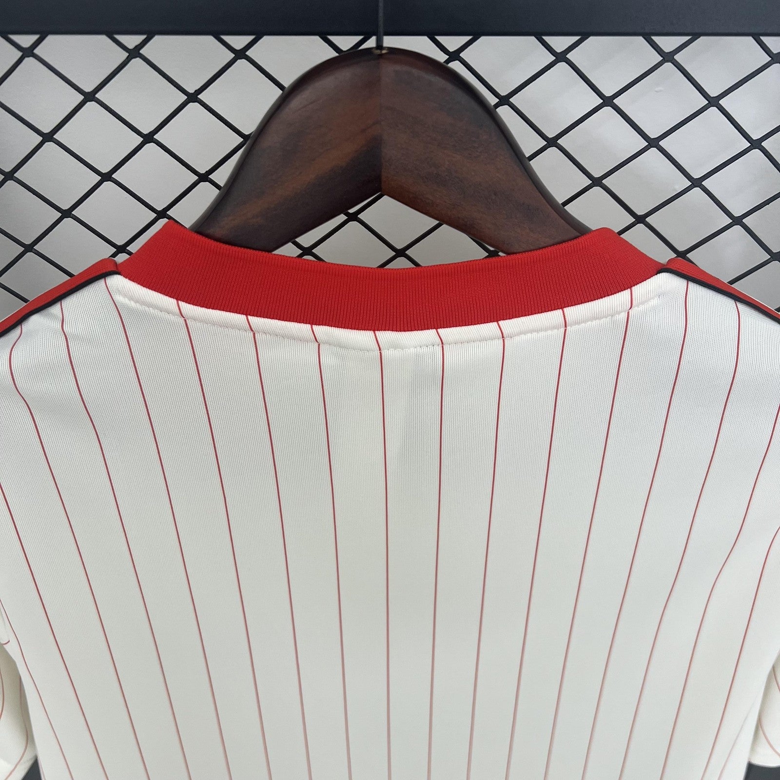 25 26 Benfica Retro Special Edition