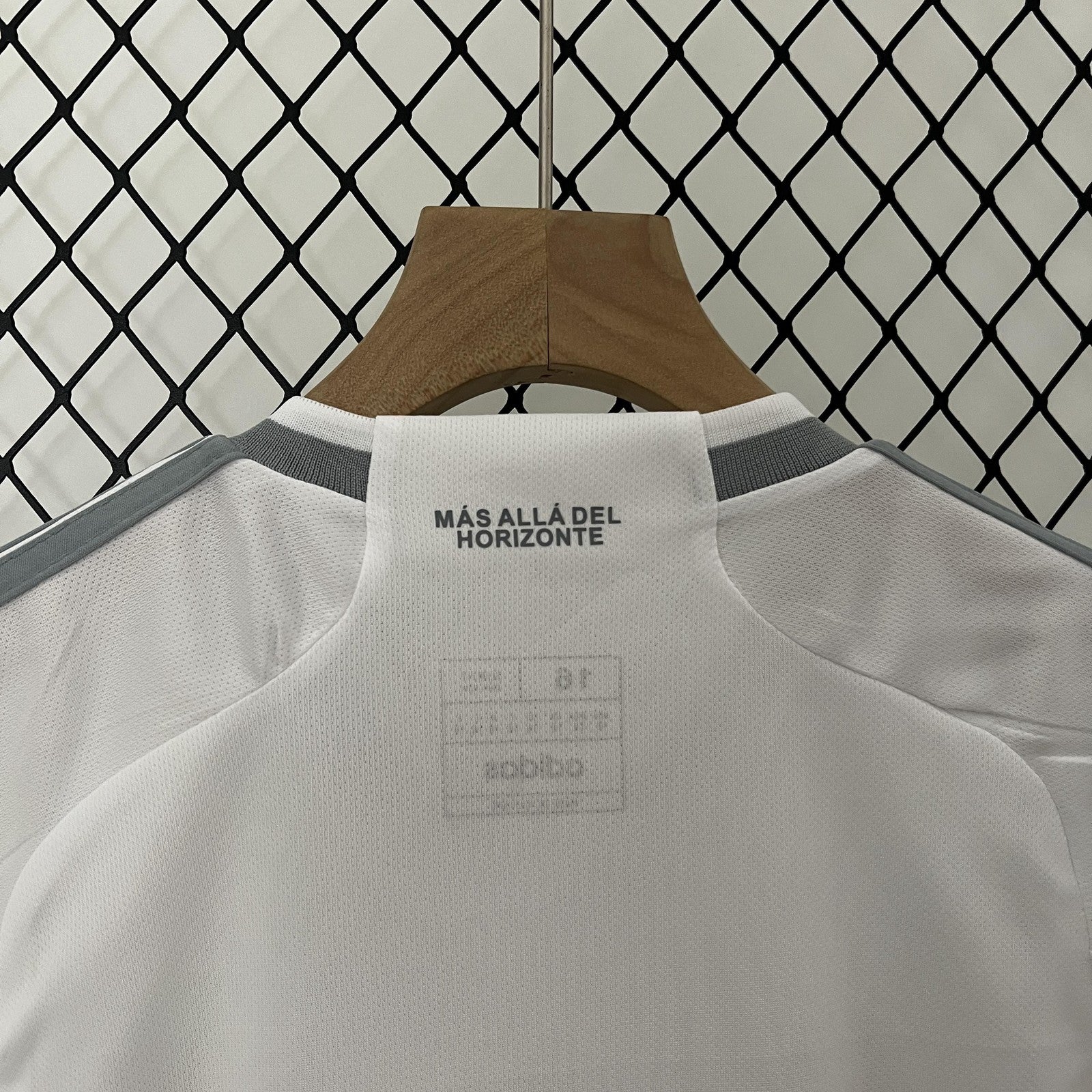 24 25 Kids University of Chile Away