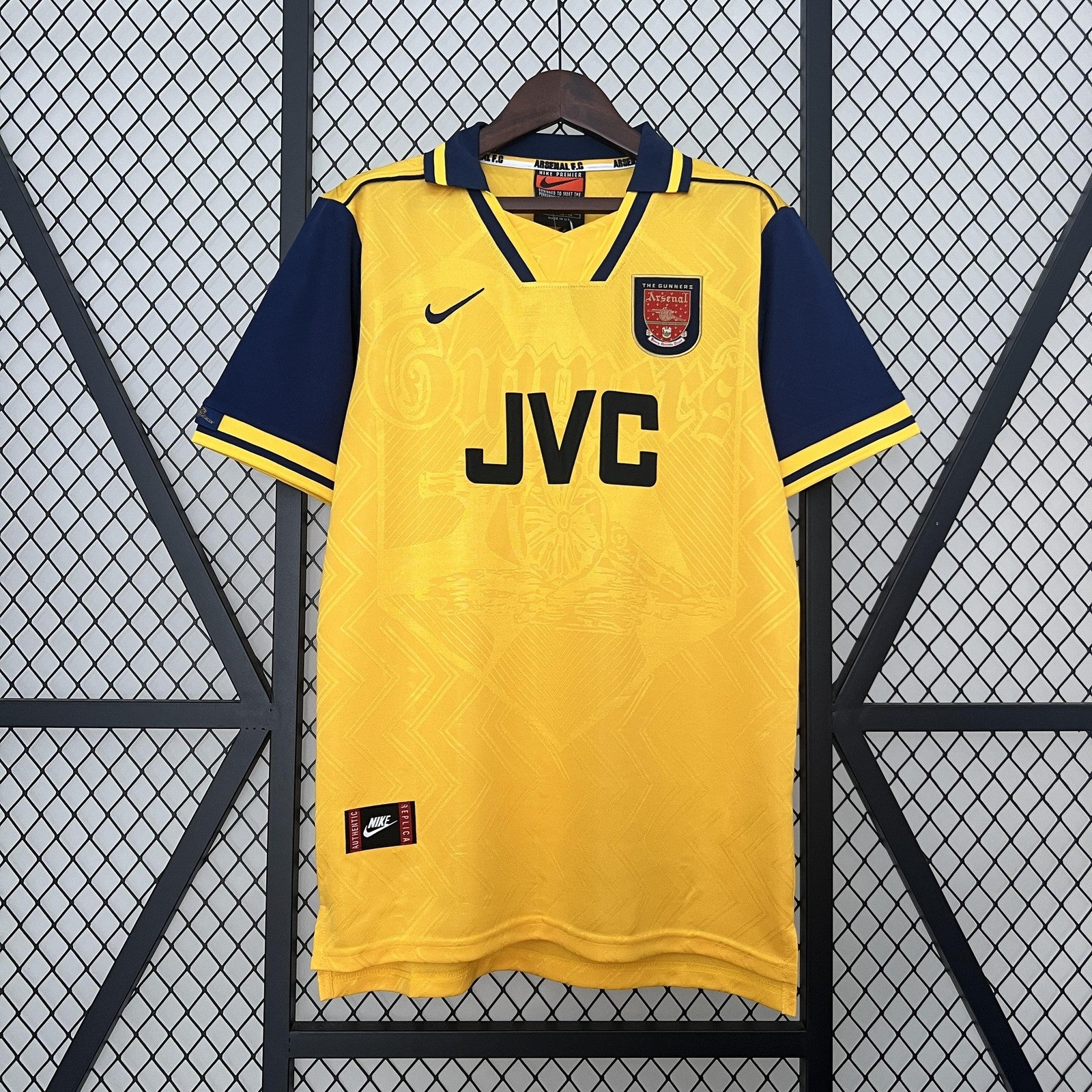 Retro Arsenal 96 97 Away