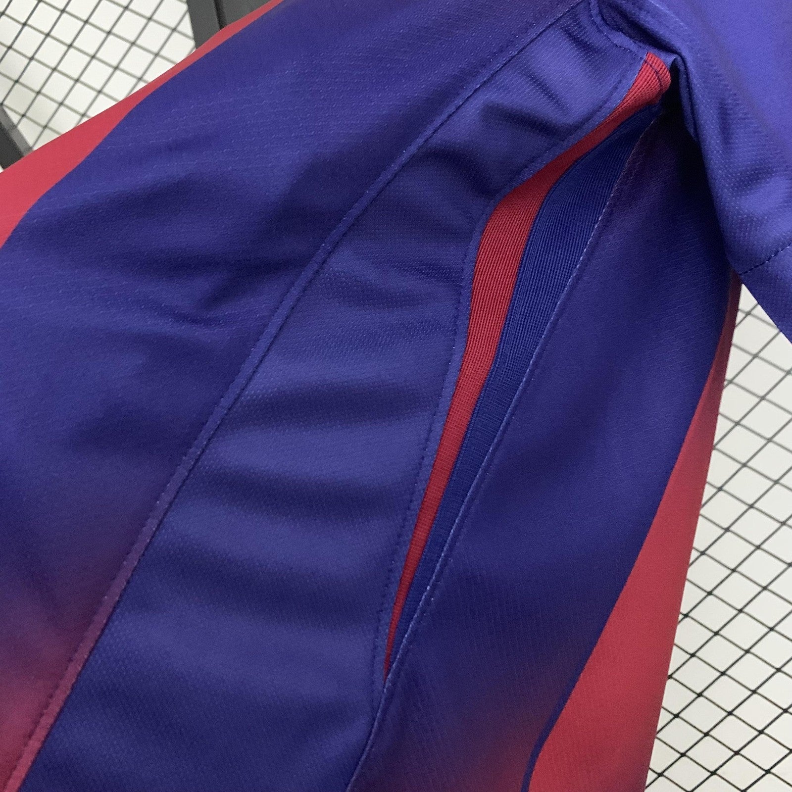 25 26 Barcelona Home