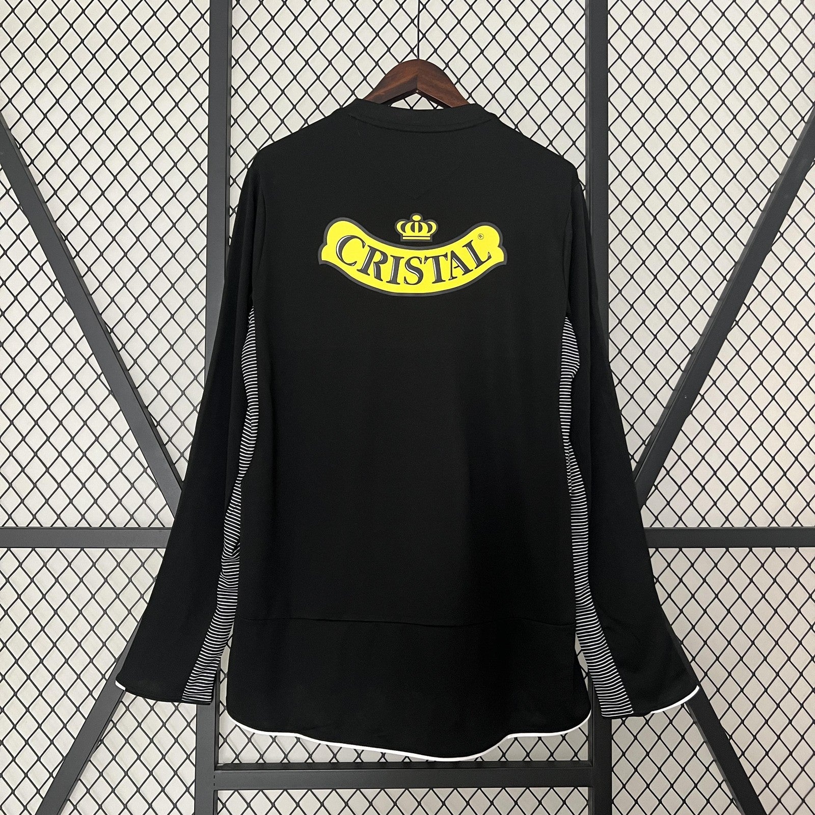 Retro Long Sleeve Colo Colo 2006 Away