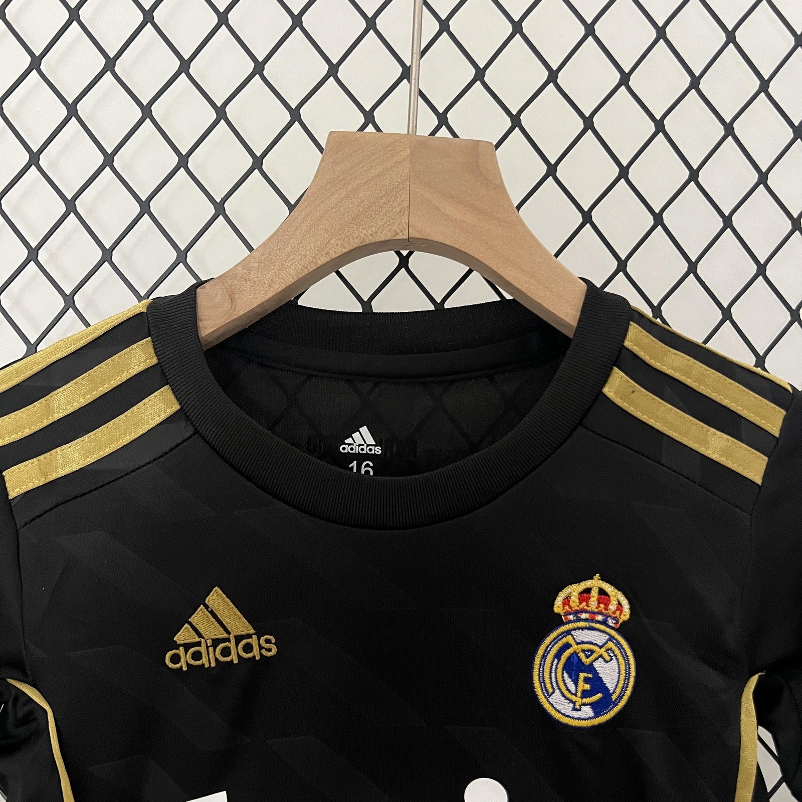 Kids Real Madrid 11 12 Away