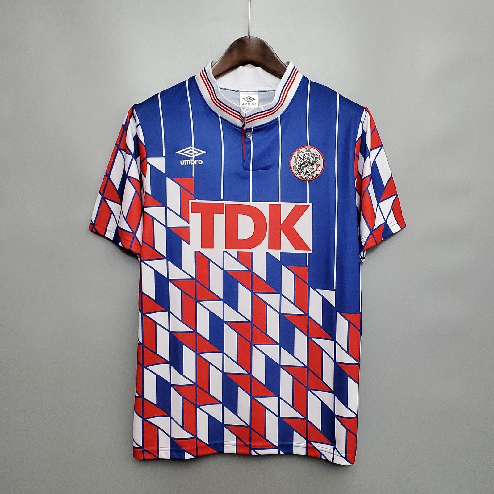 Retro 1990 Ajax Away