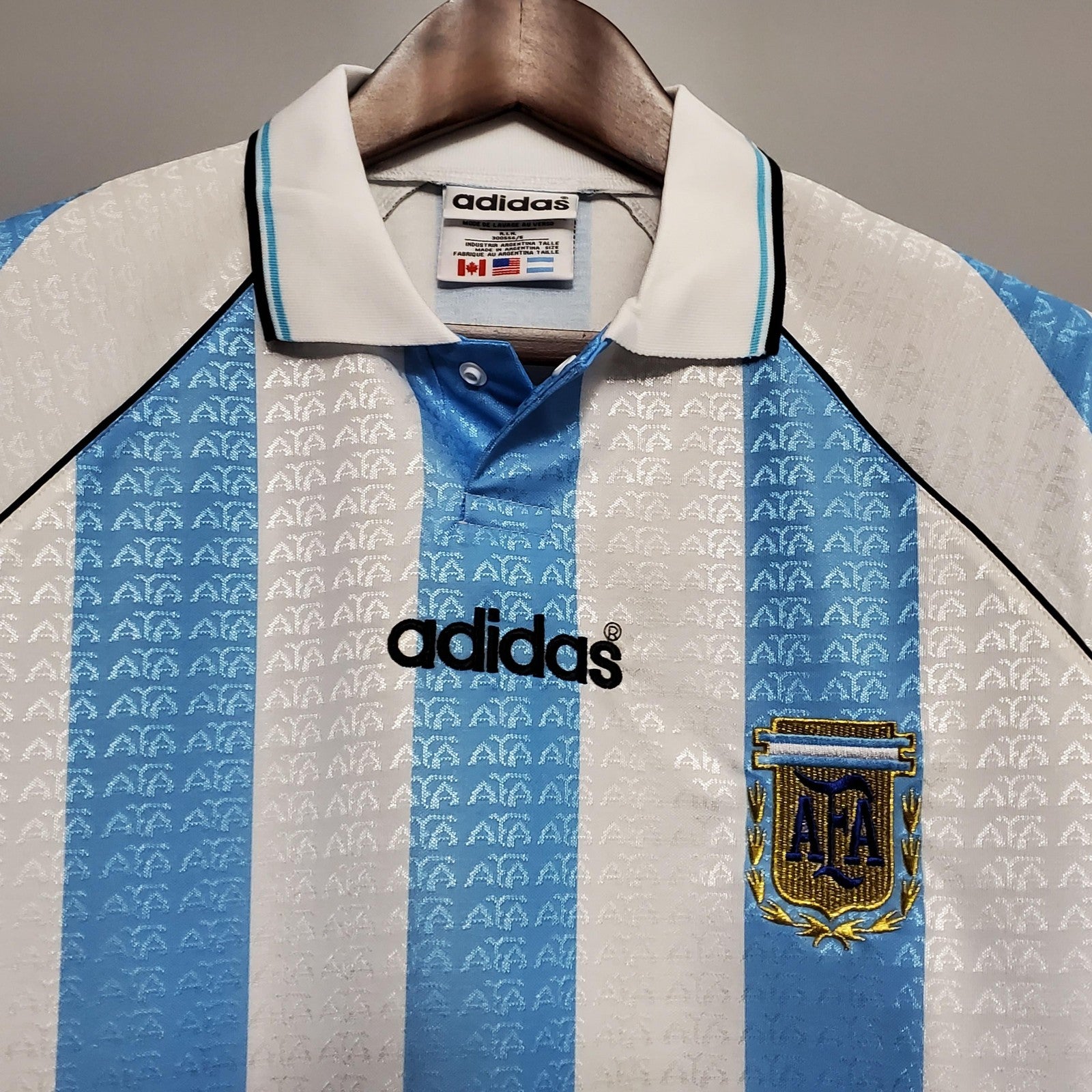 Retro Argentina Home