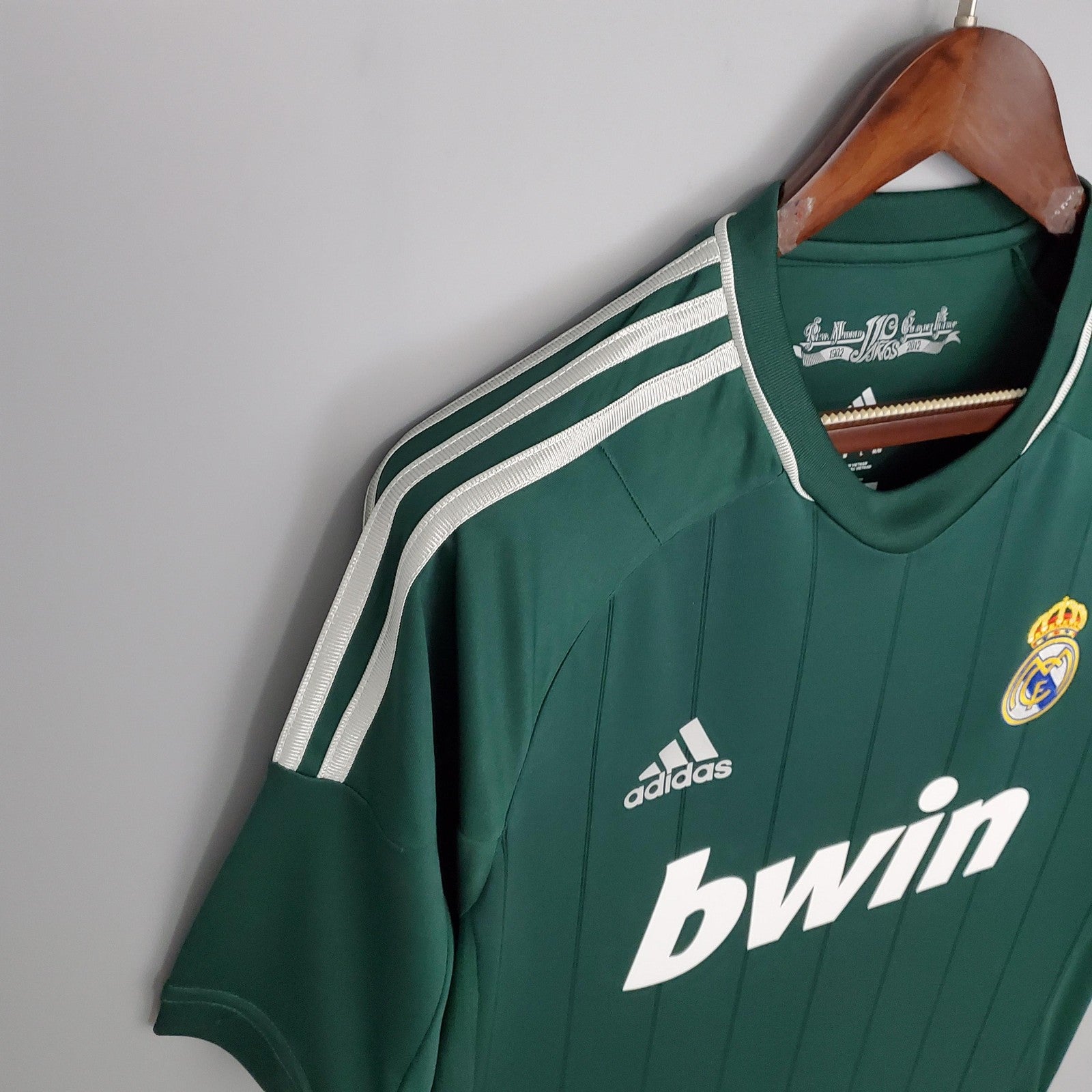 Retro Real Madrid 12 13 Third Away