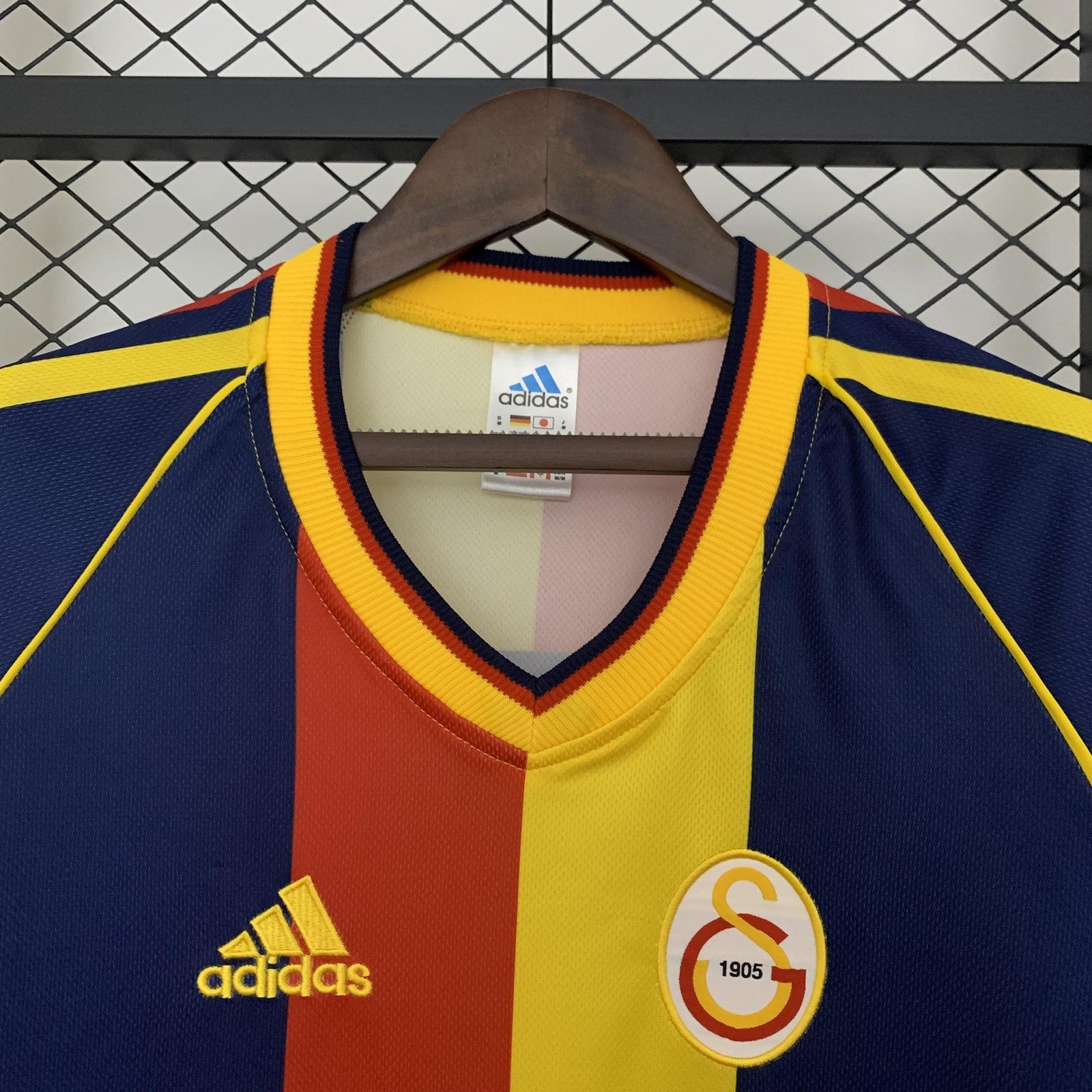 Retro Galatasaray Third Away
