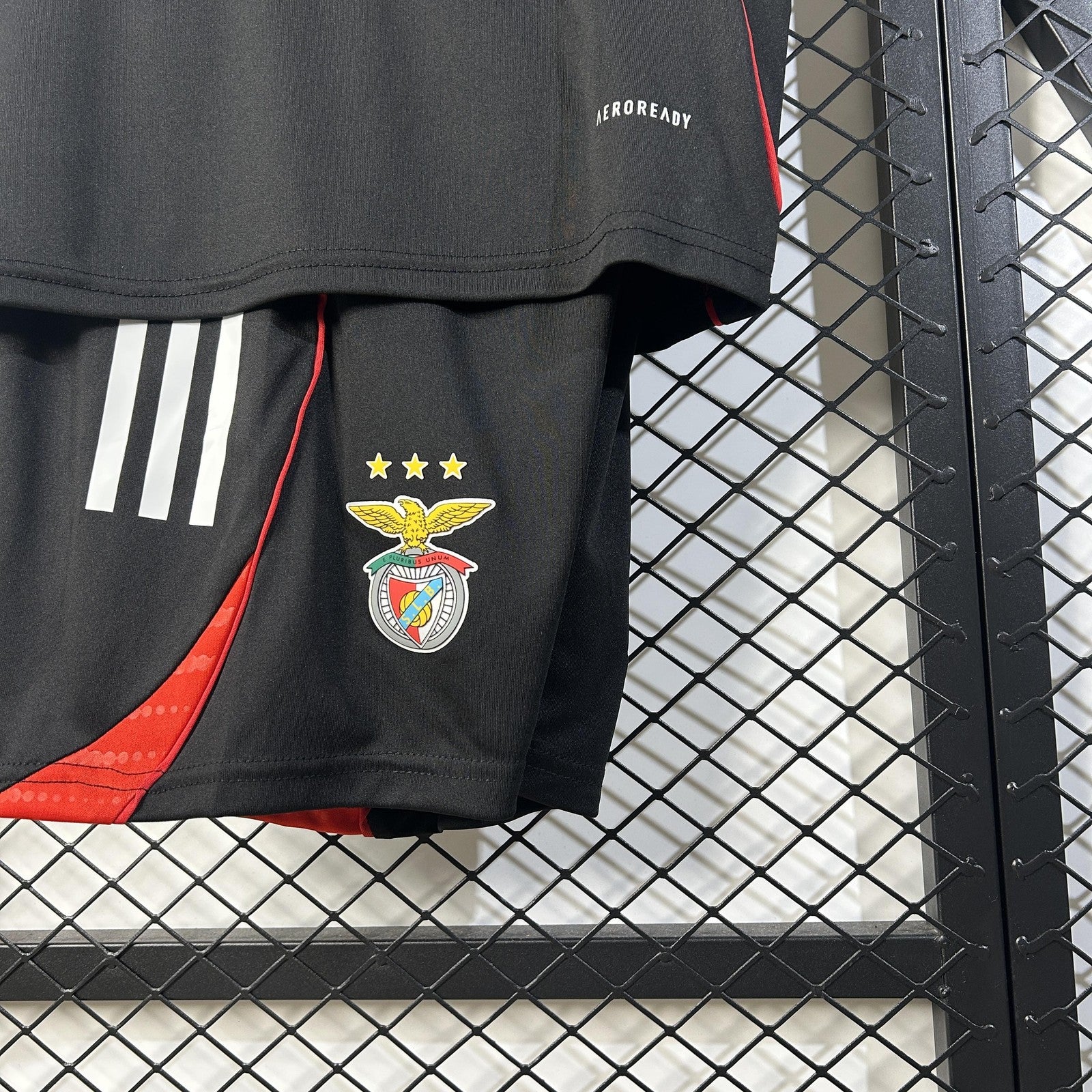 25 26 Kids Benfica Training Clothes
