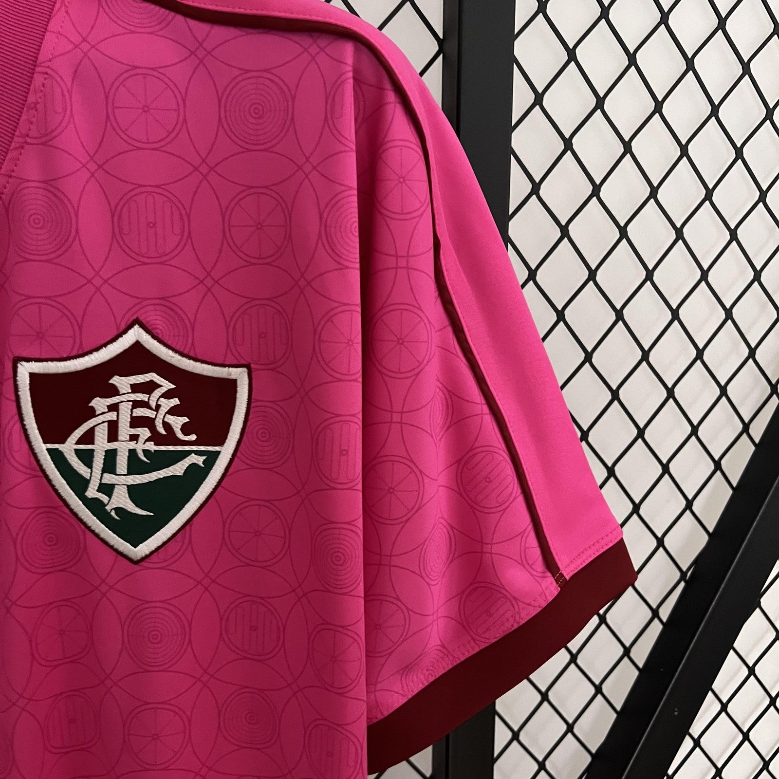 23 24 Fluminense Pink