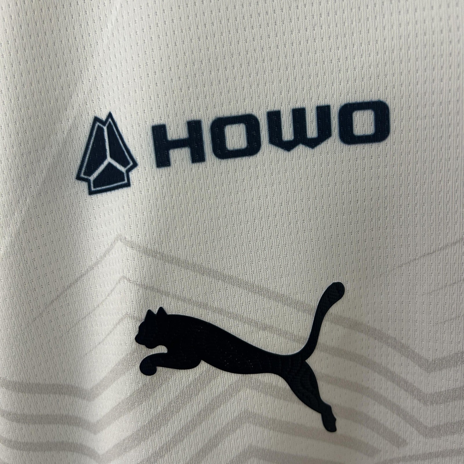 24 25 Monterrey Away