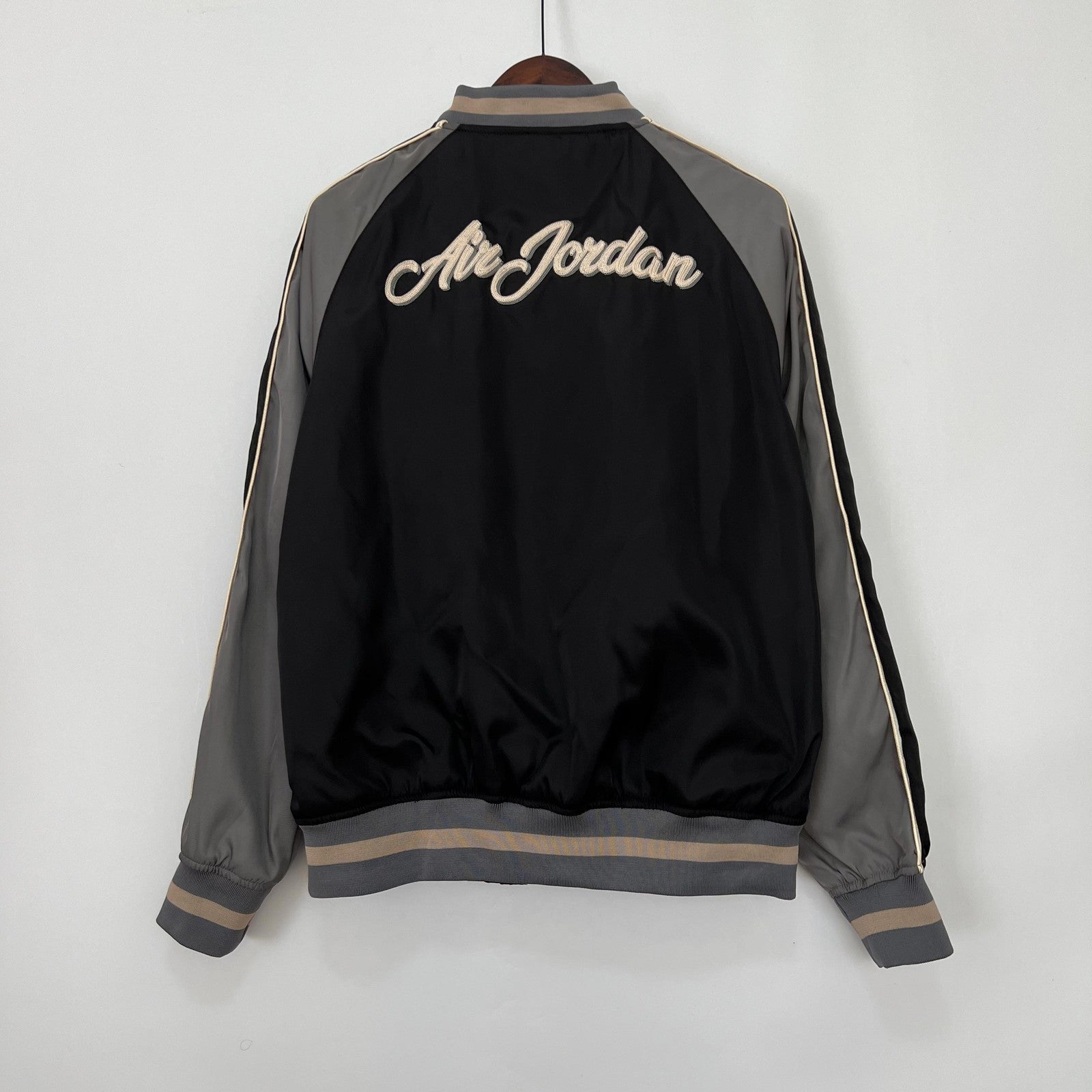 2023 New Windbreaker 3