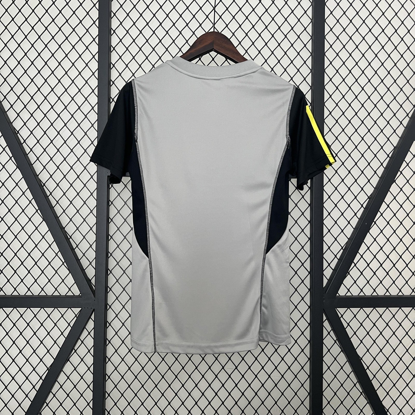 24 25 Womens Flamengo Training