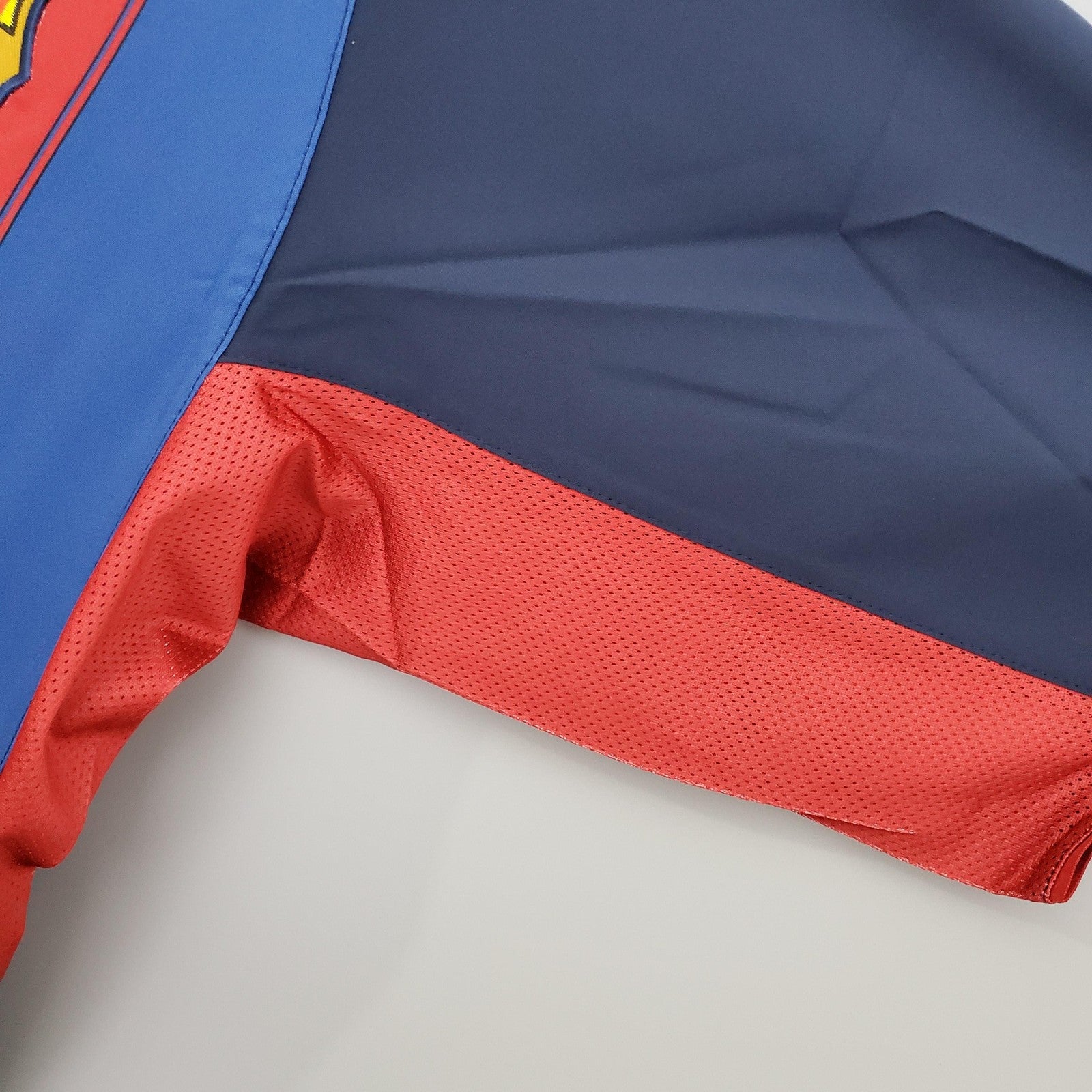 Retro Barcelona Home