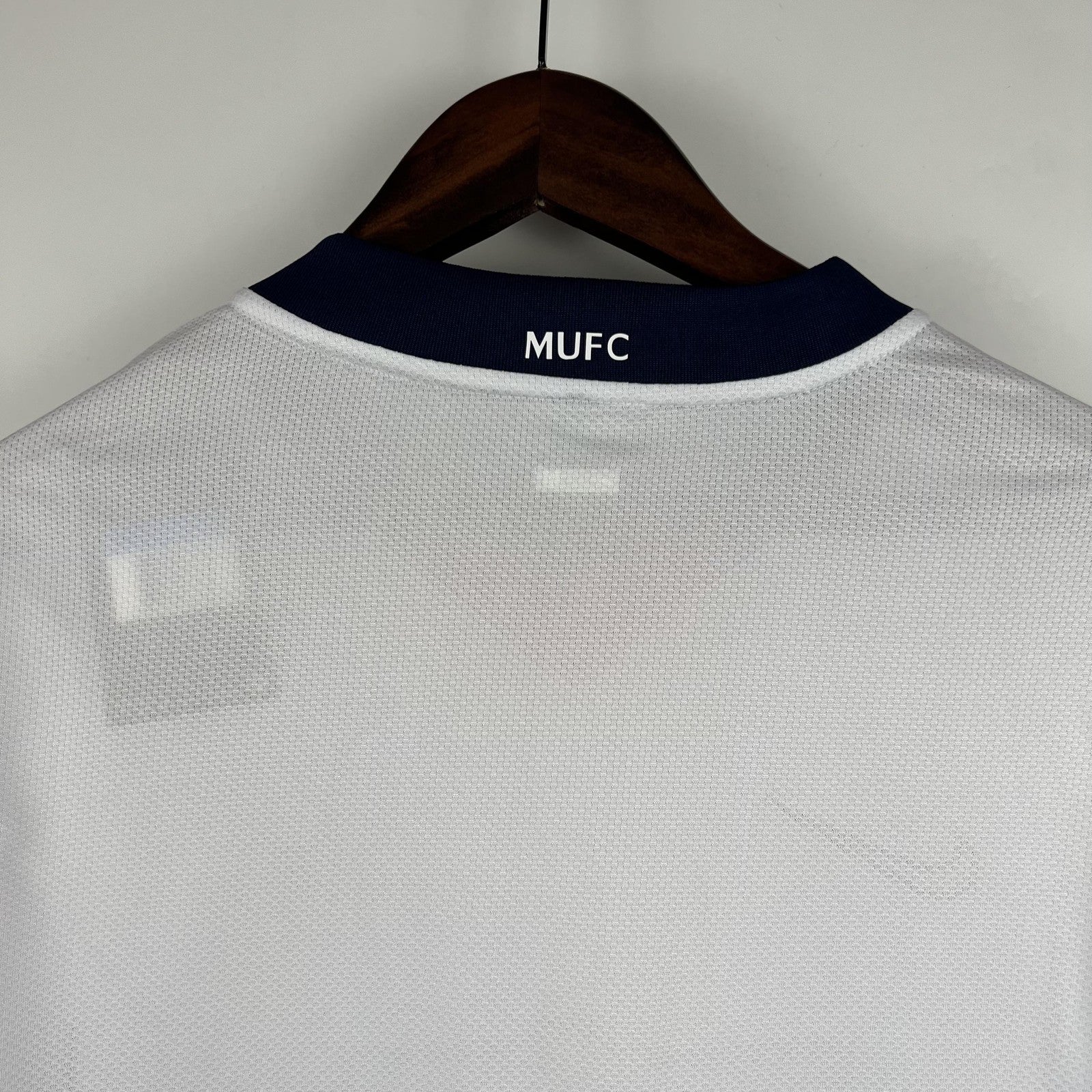 Retro Long Sleeve M U White