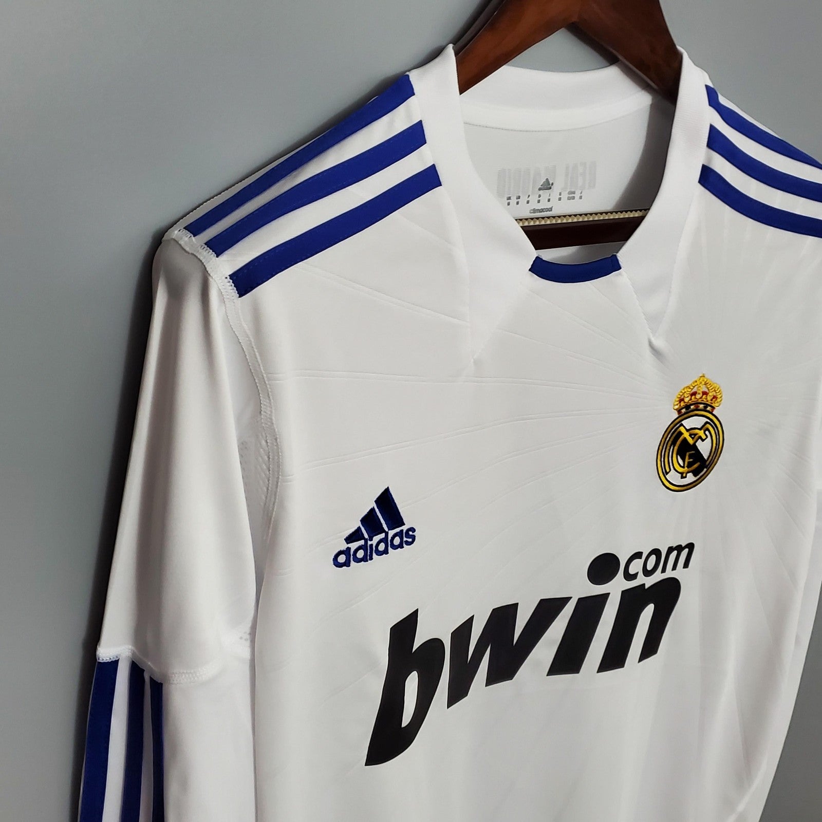 Retro Real Madrid 10 11 Long Sleeve Home