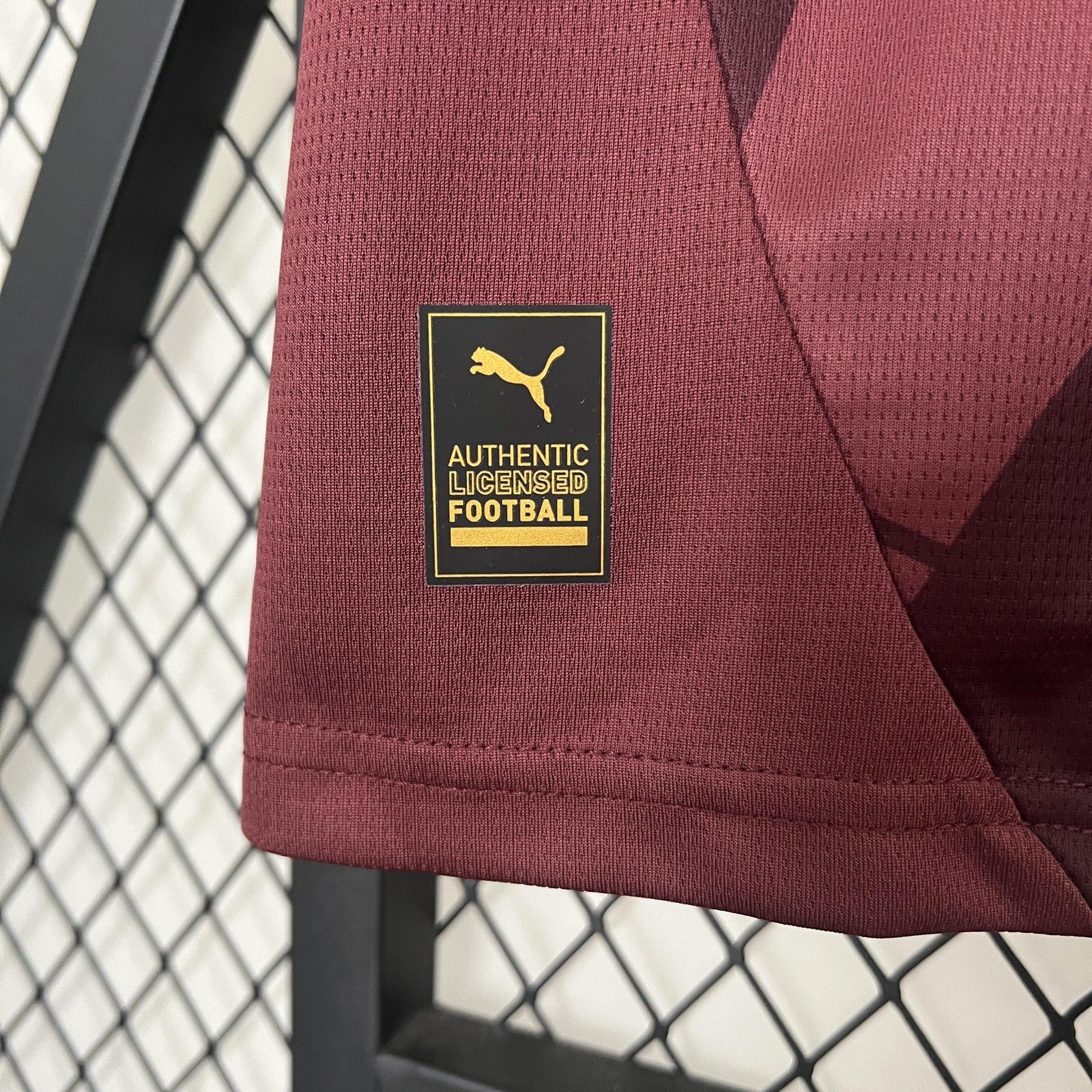 24 25 Manchester City Third Away