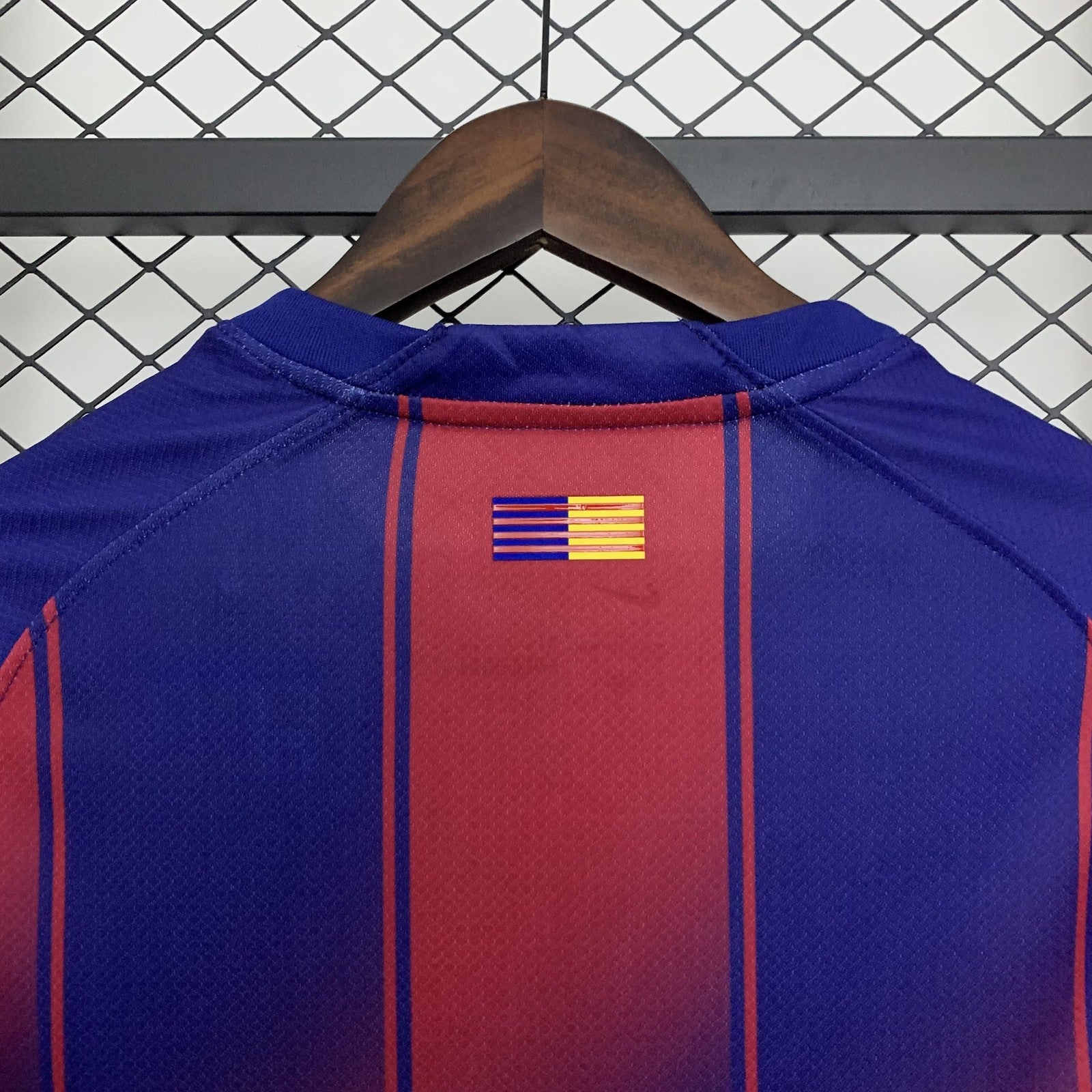 25 26 Barcelona Home