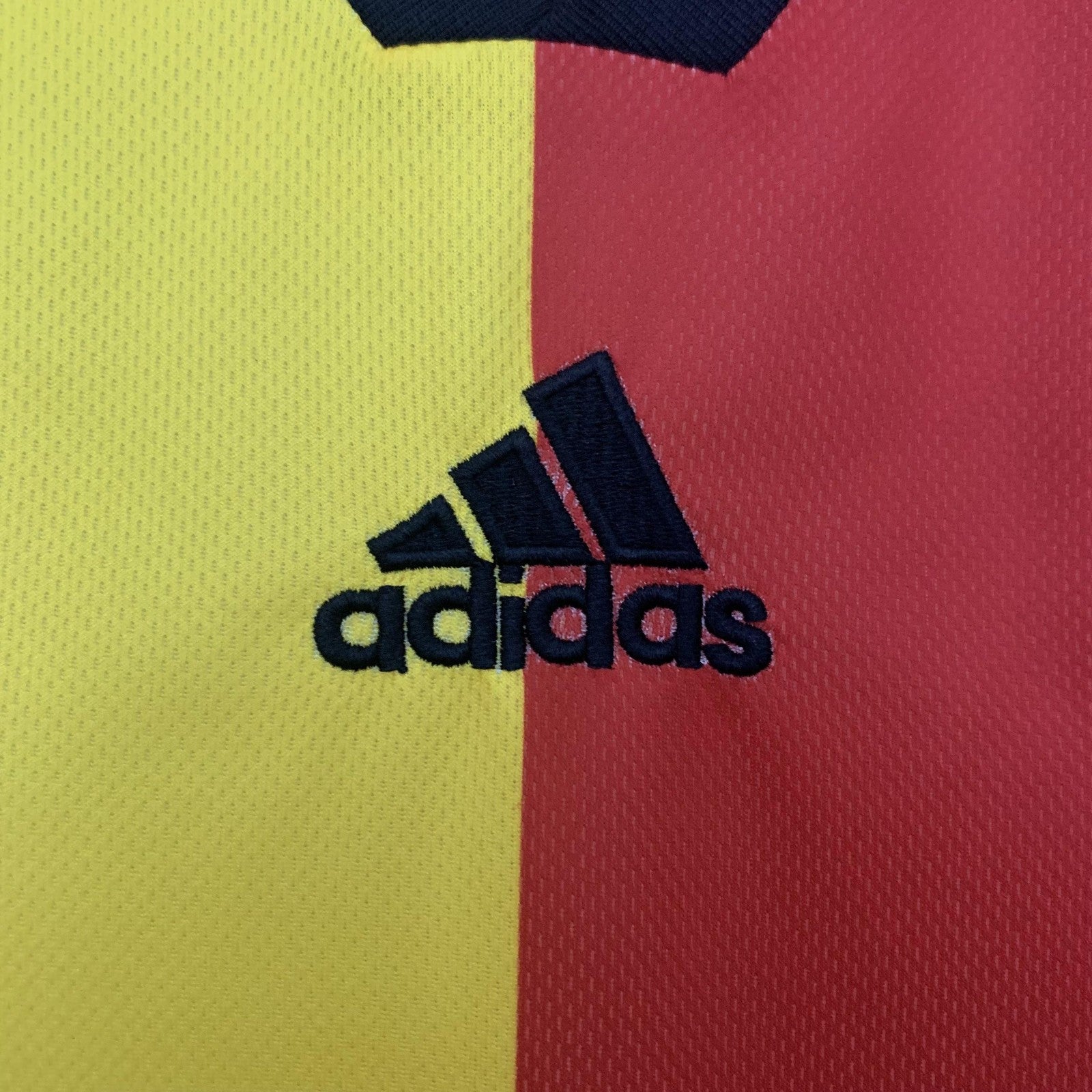 Retro Galatasaray 98 99 Home