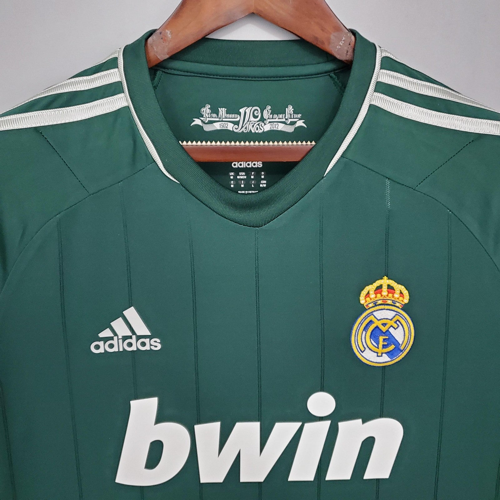 Retro Real Madrid 12 13 Third Away