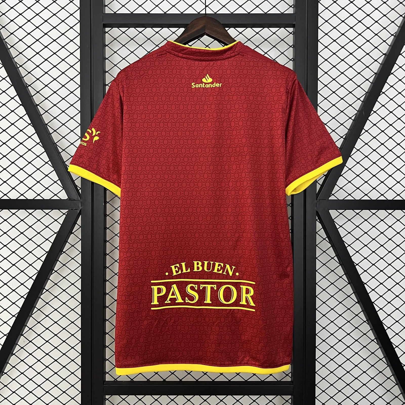 24 25 Santander Away