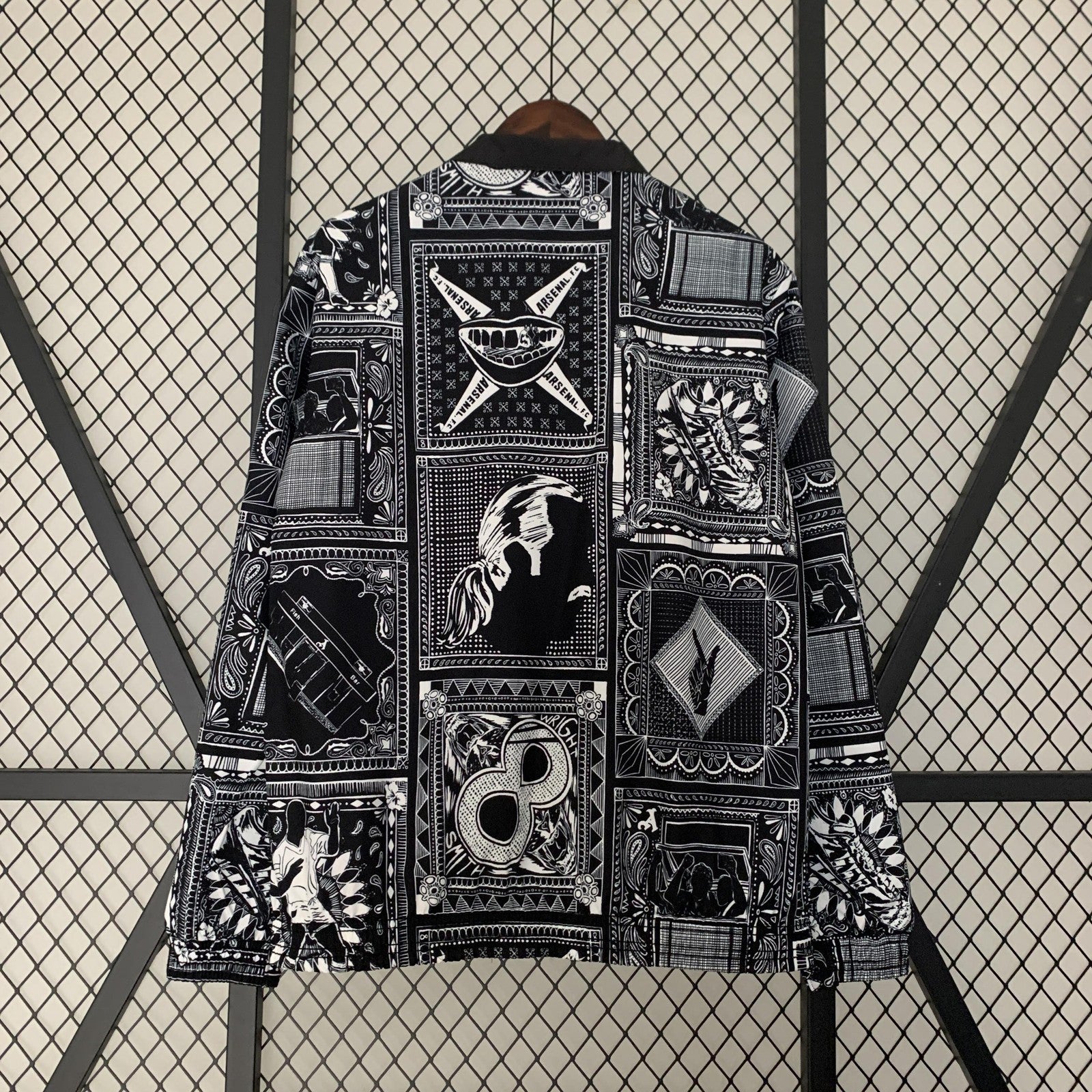 23 24 Arsenal Trench Coat Reversible 2