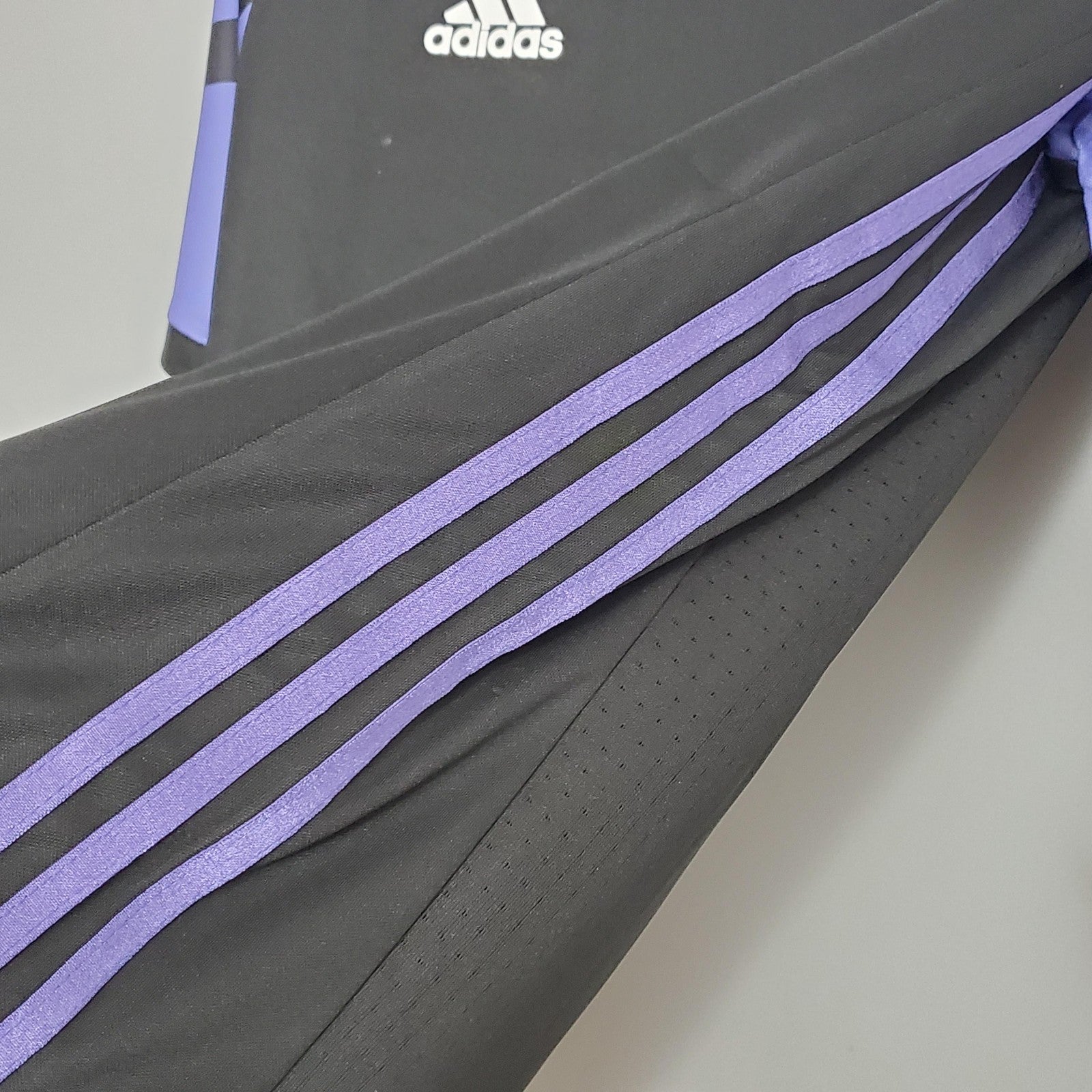 Retro Real Madrid 15 16 Third Away