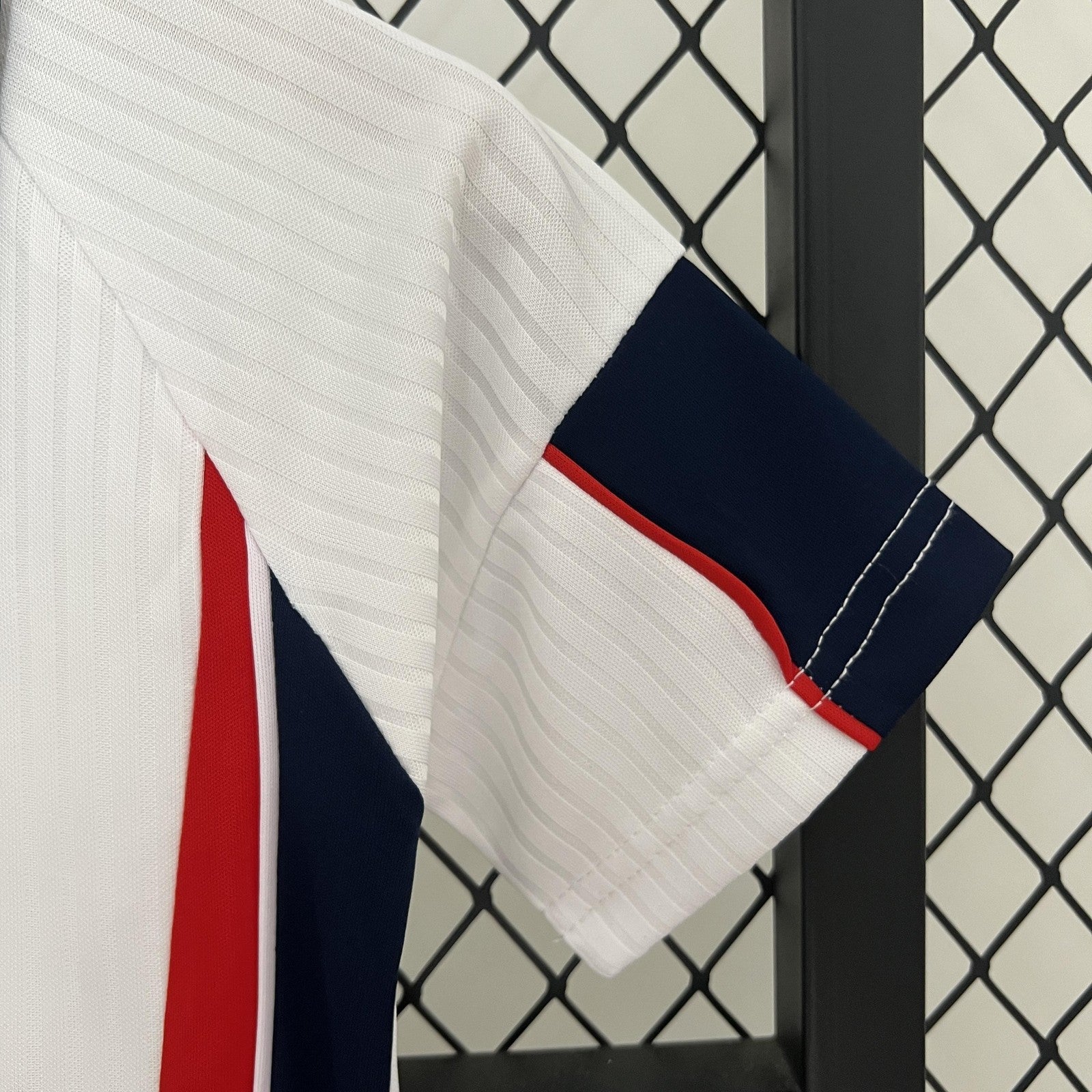 Kids England 1998 Home