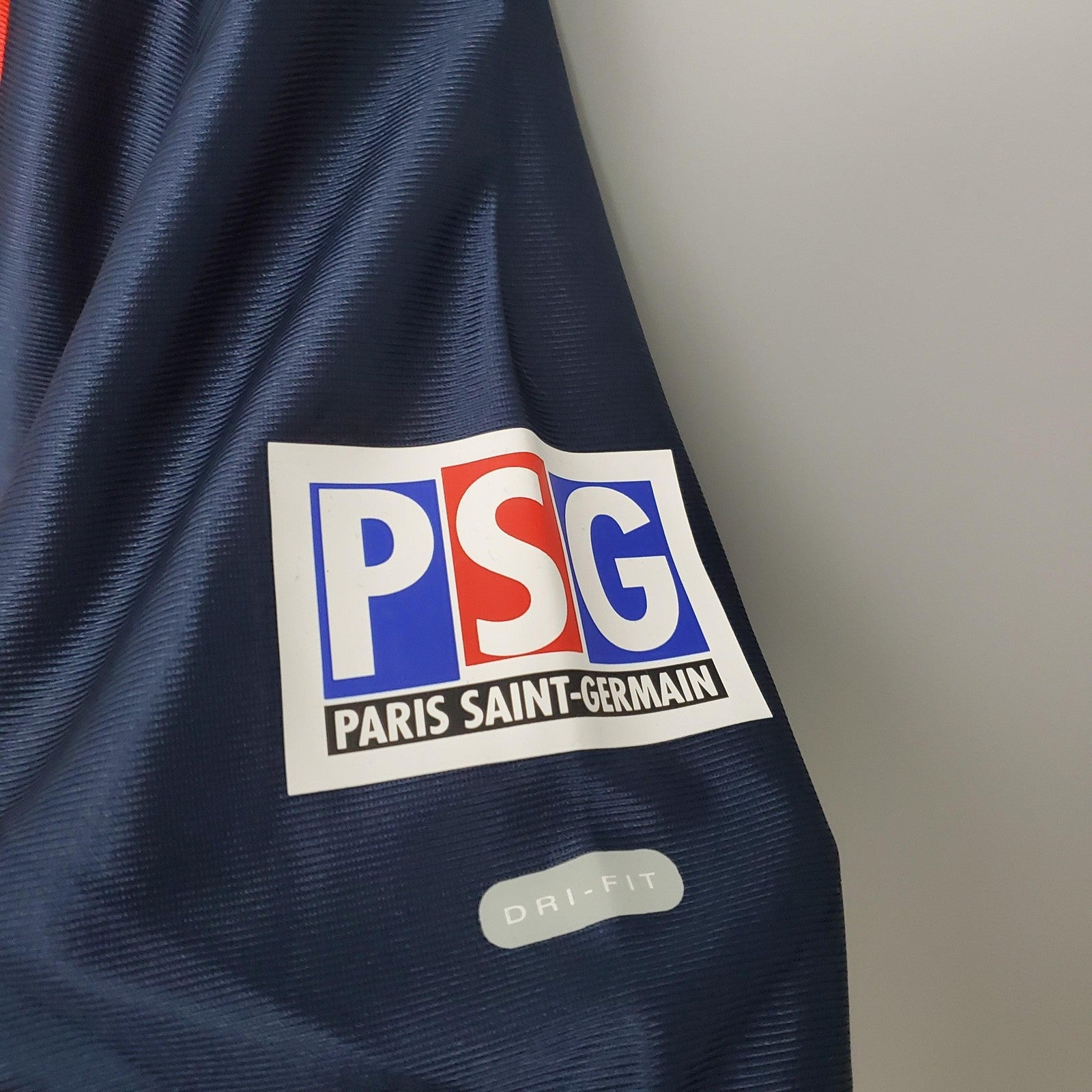 Retro Psg 01 02 Home