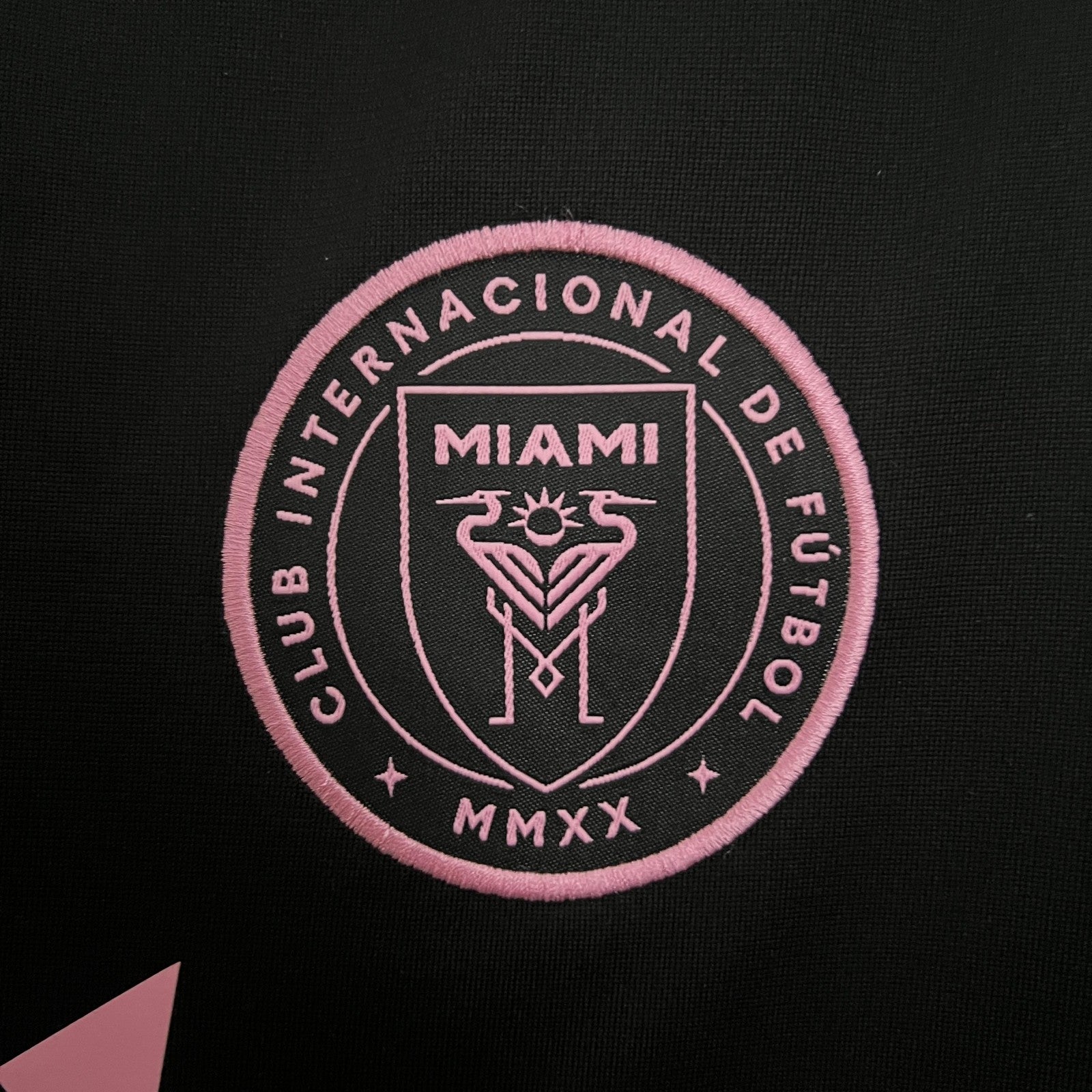 25 26 Miami Away