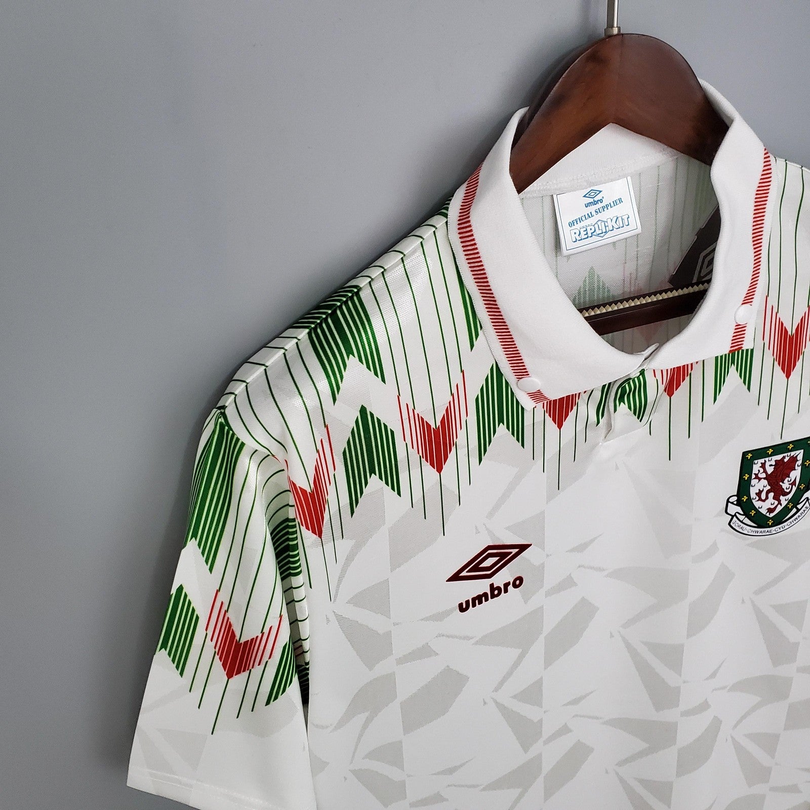 Retro Wales Away