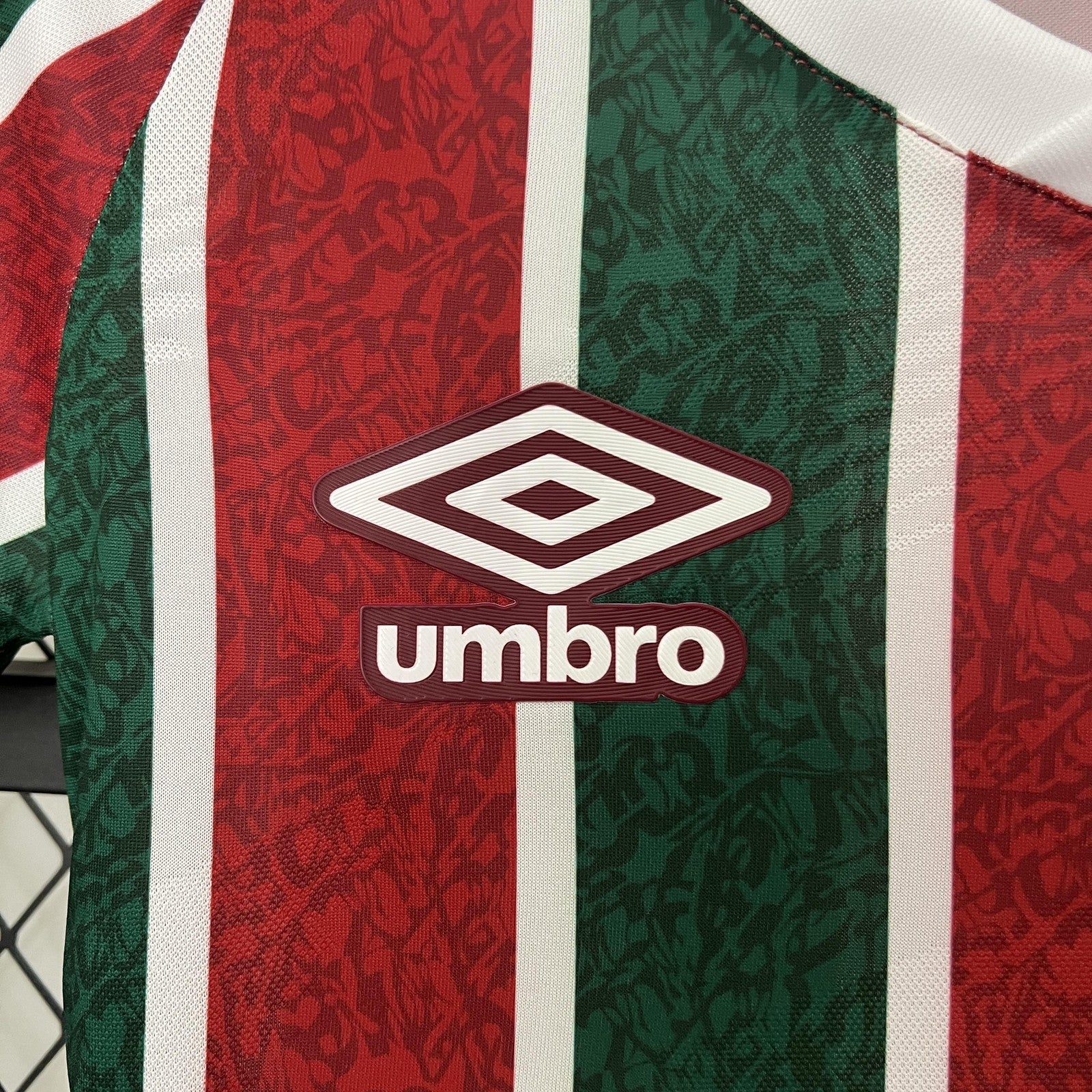 24 25 Women Fluminense Home